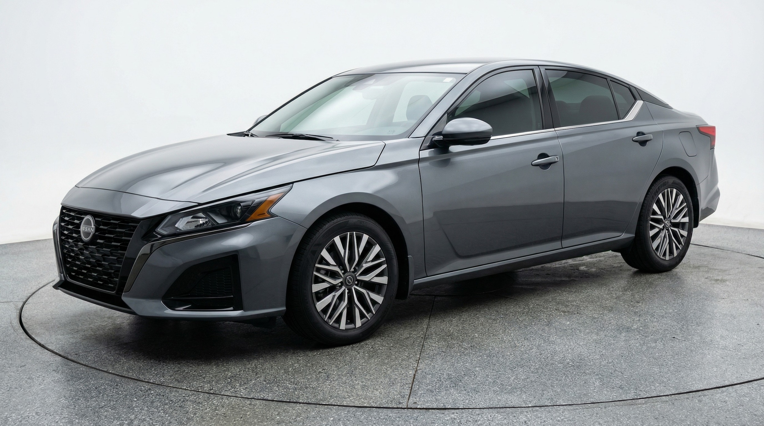Thumbnail: 2025 Nissan Altima - 3