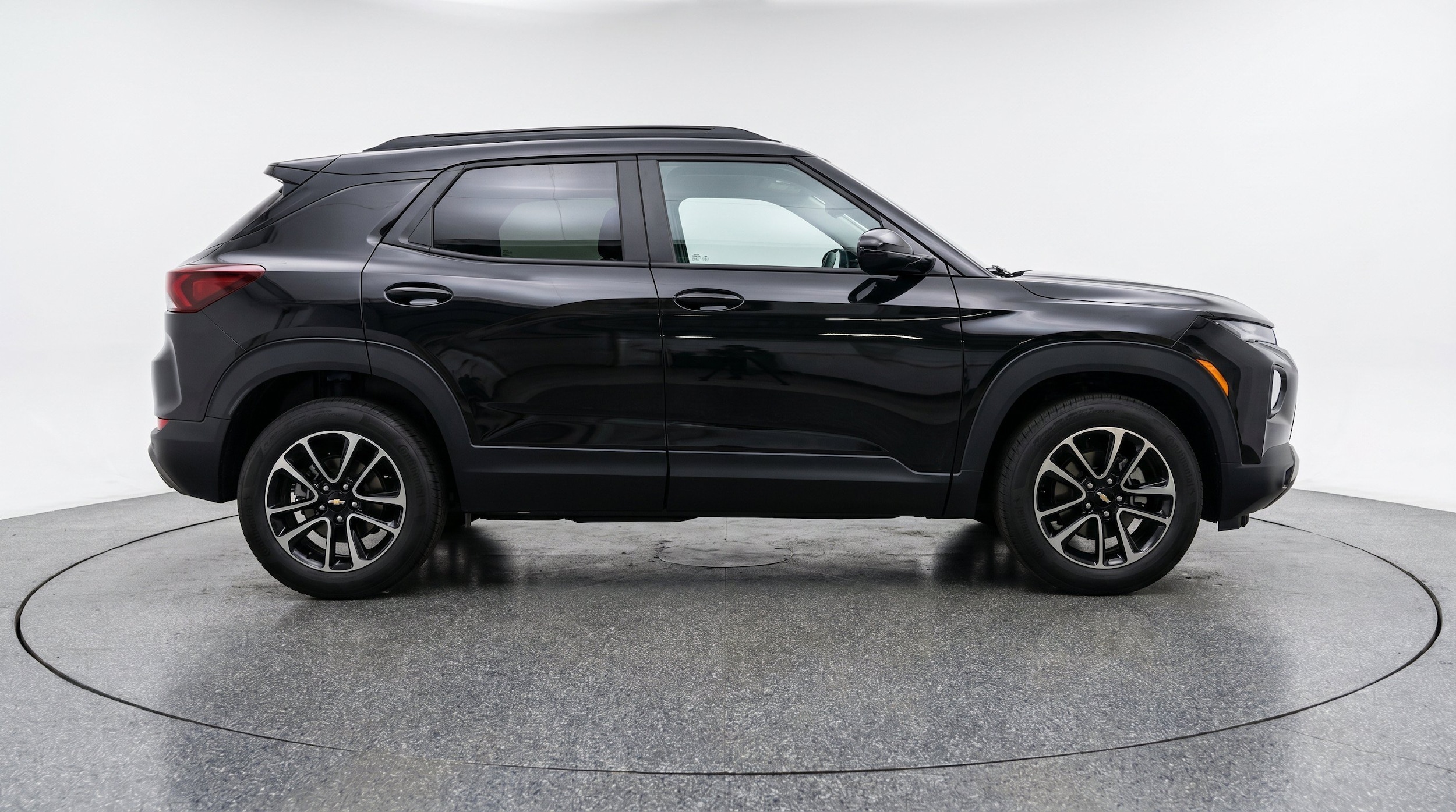 Thumbnail: 2025 Chevrolet TrailBlazer - 11