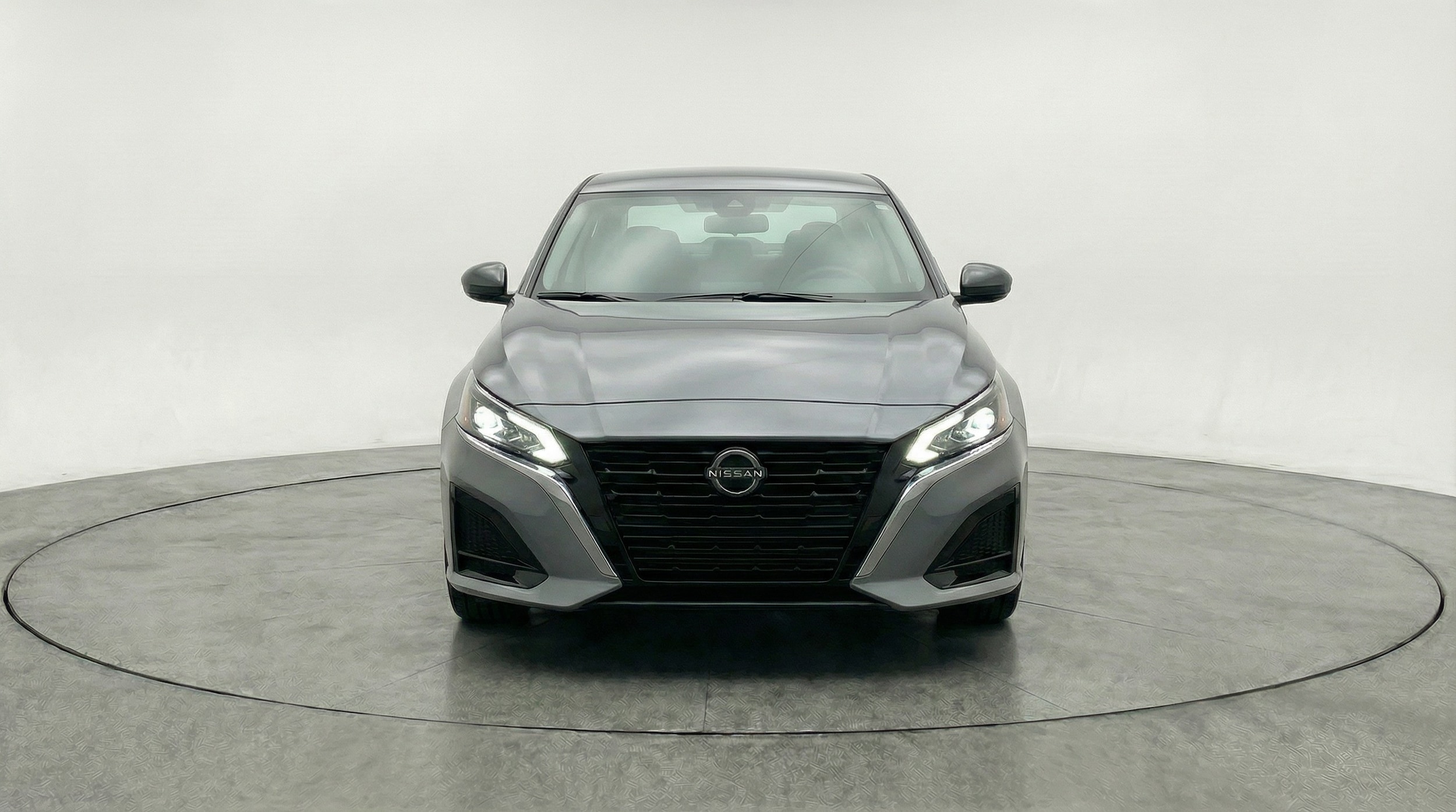 Thumbnail: 2025 Nissan Altima - 2