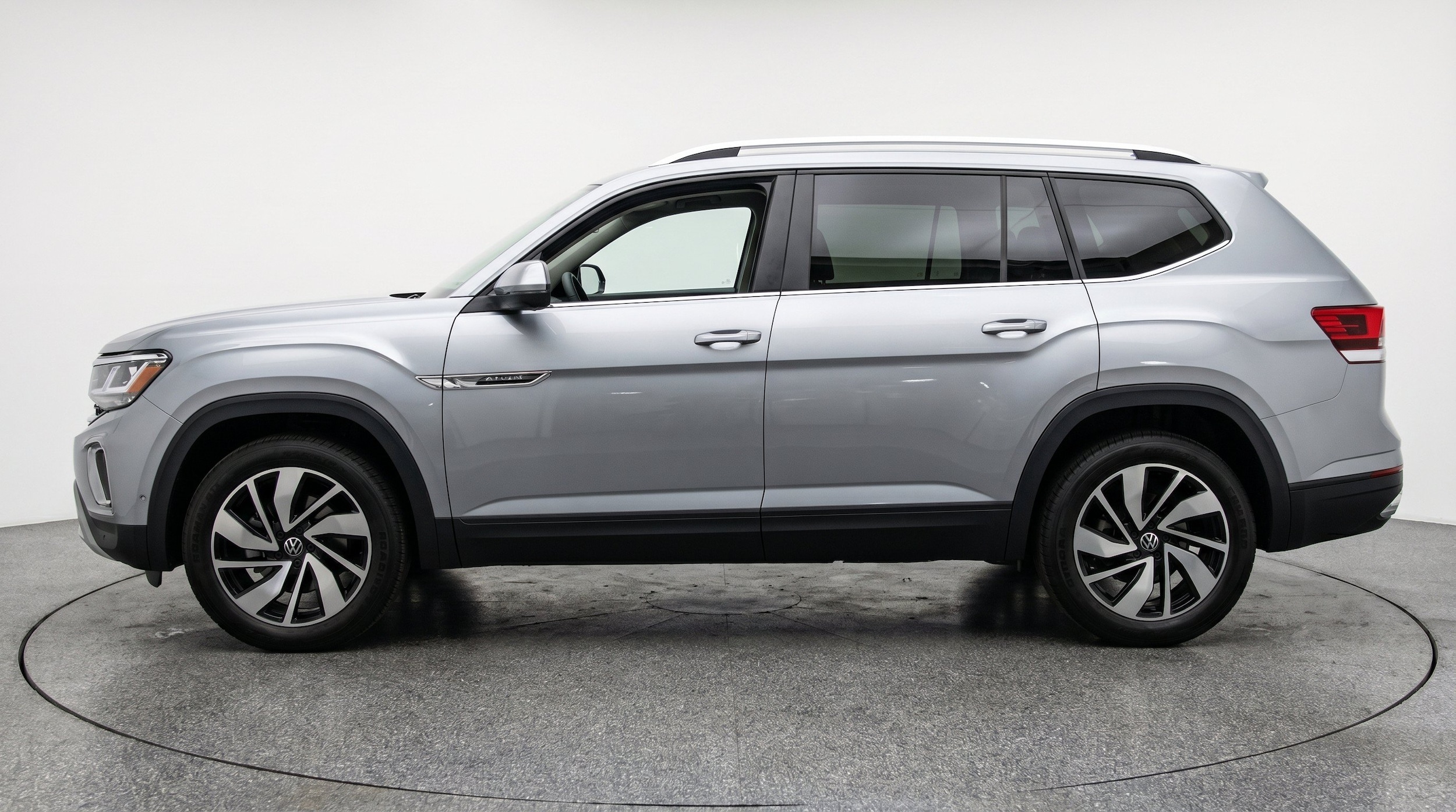 Thumbnail: 2026 Volkswagen Atlas - 5