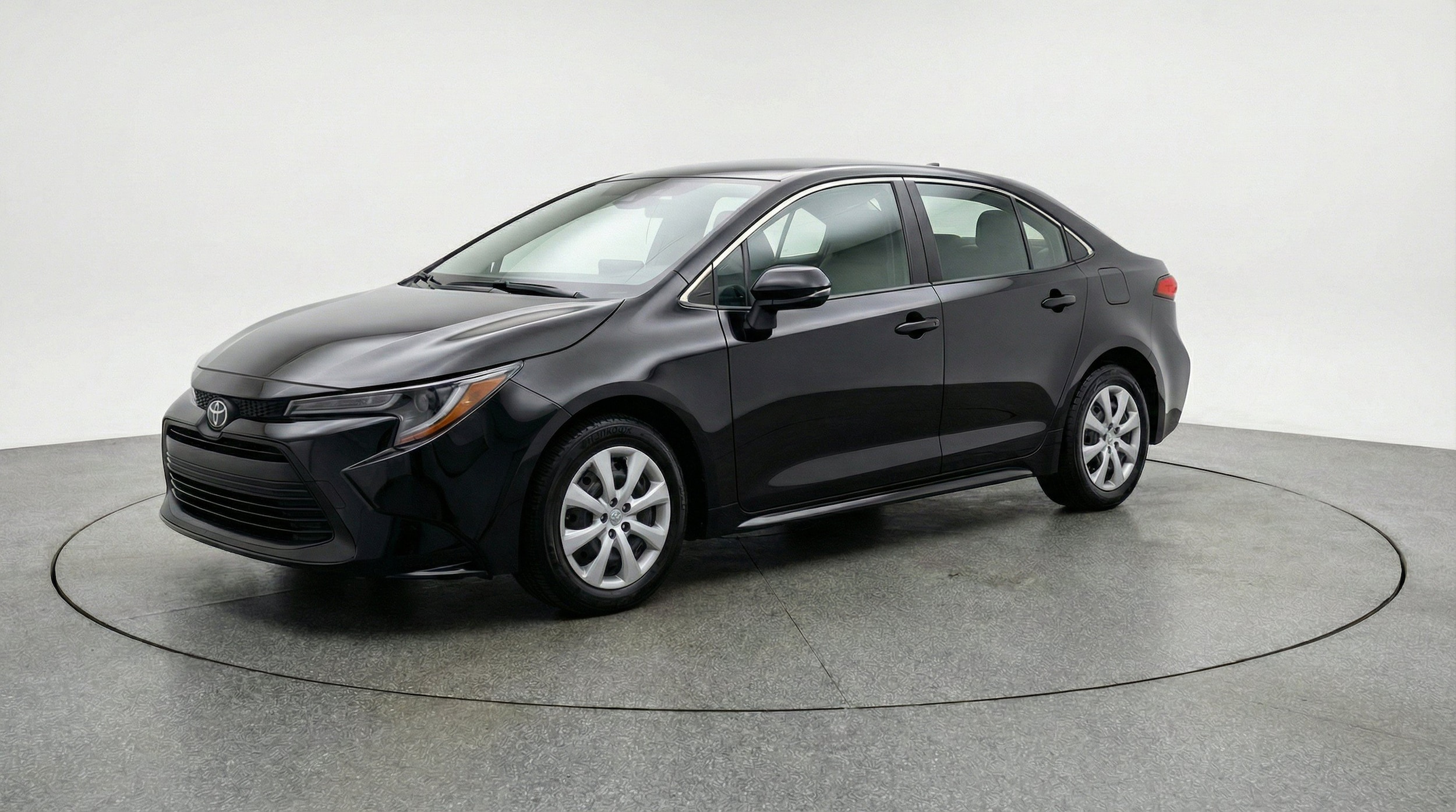 Thumbnail: 2025 Toyota Corolla - 3