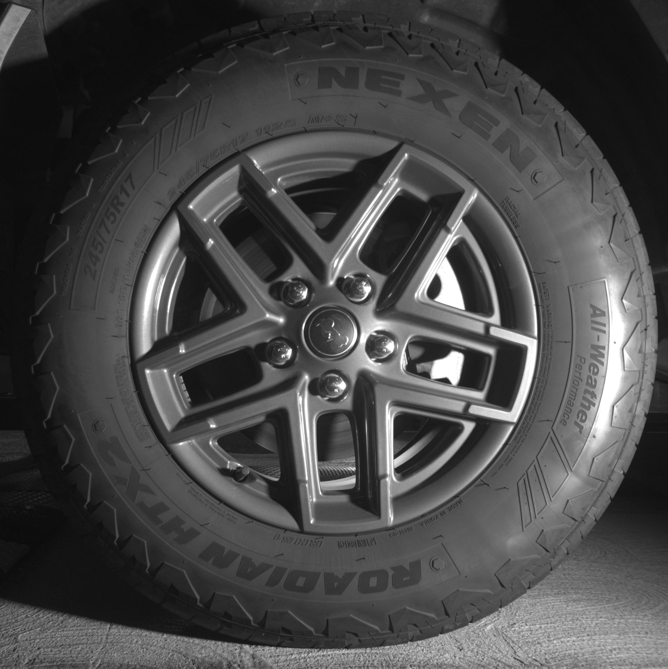 Thumbnail: 2025 Jeep Wrangler - 9