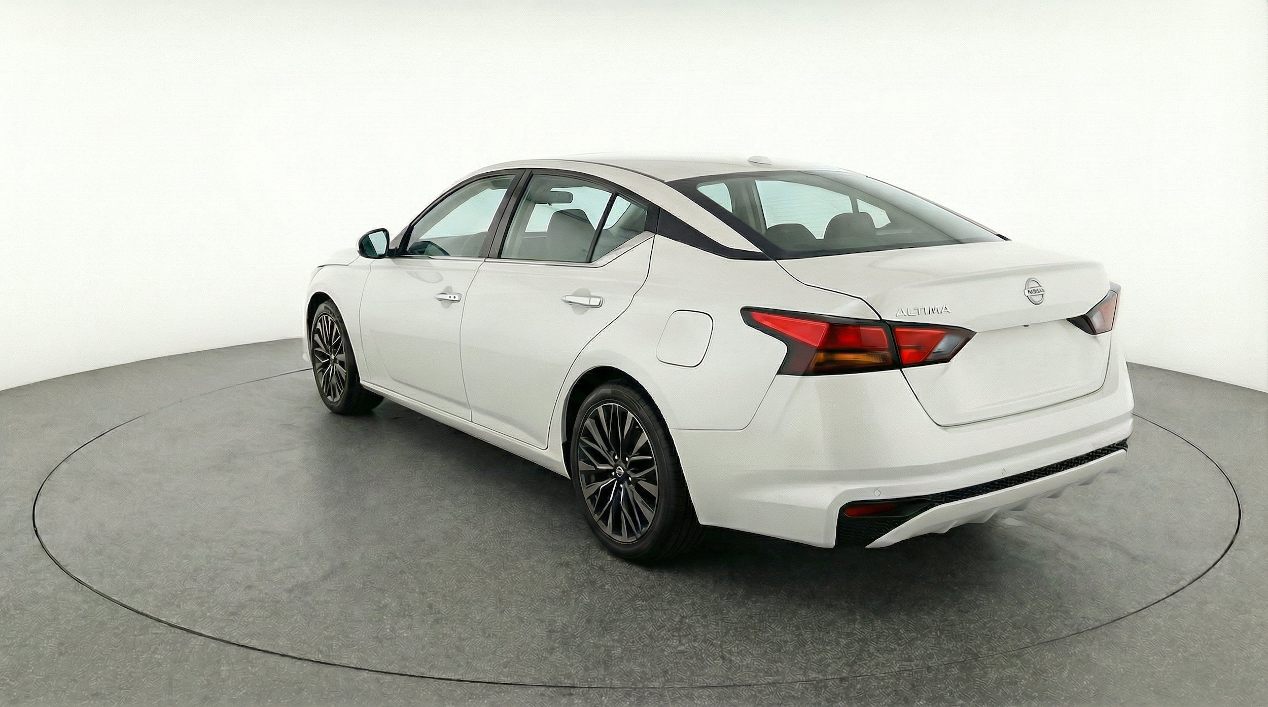 Thumbnail: 2025 Nissan Altima - 6