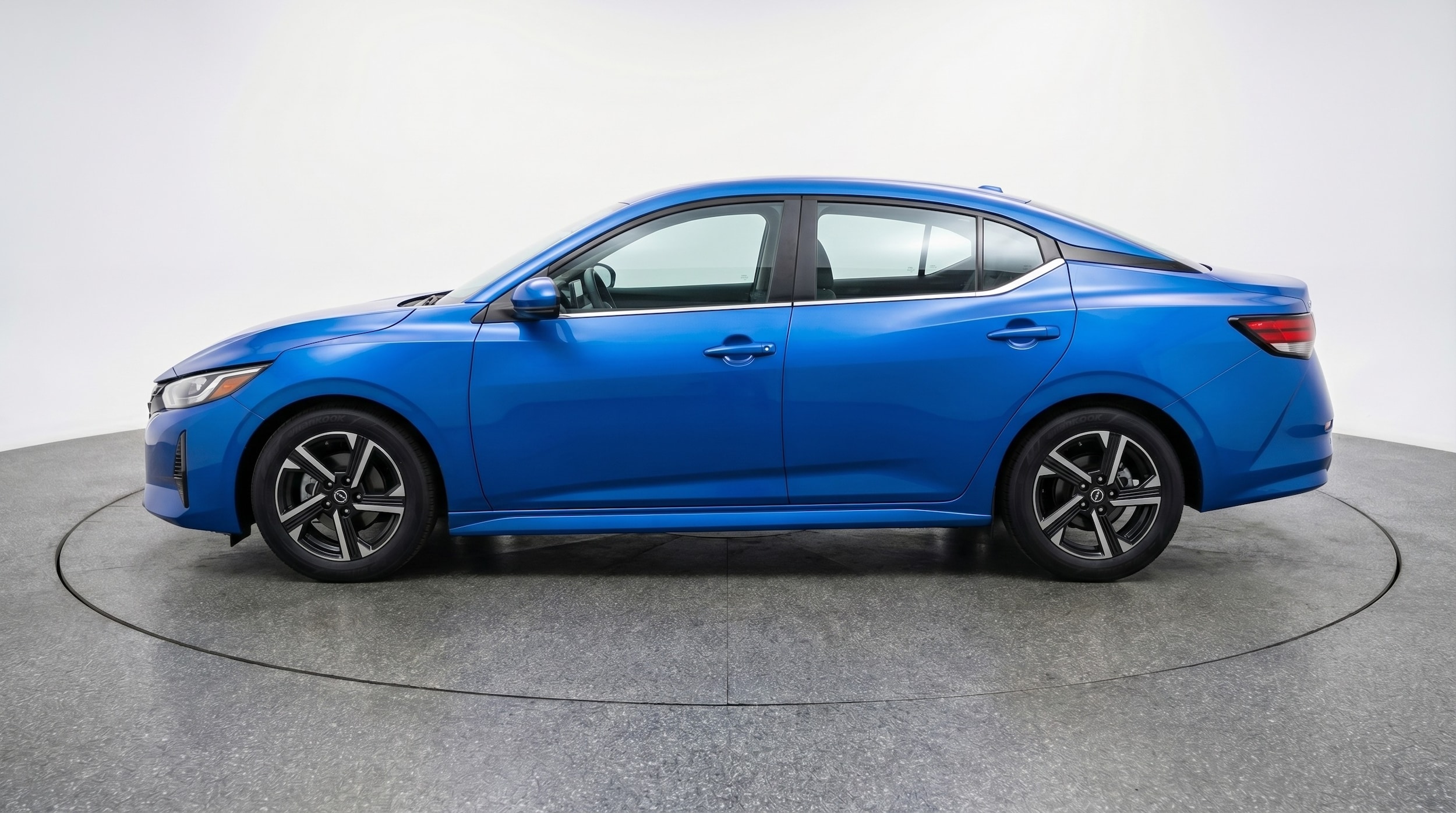 Thumbnail: 2025 Nissan Sentra - 4