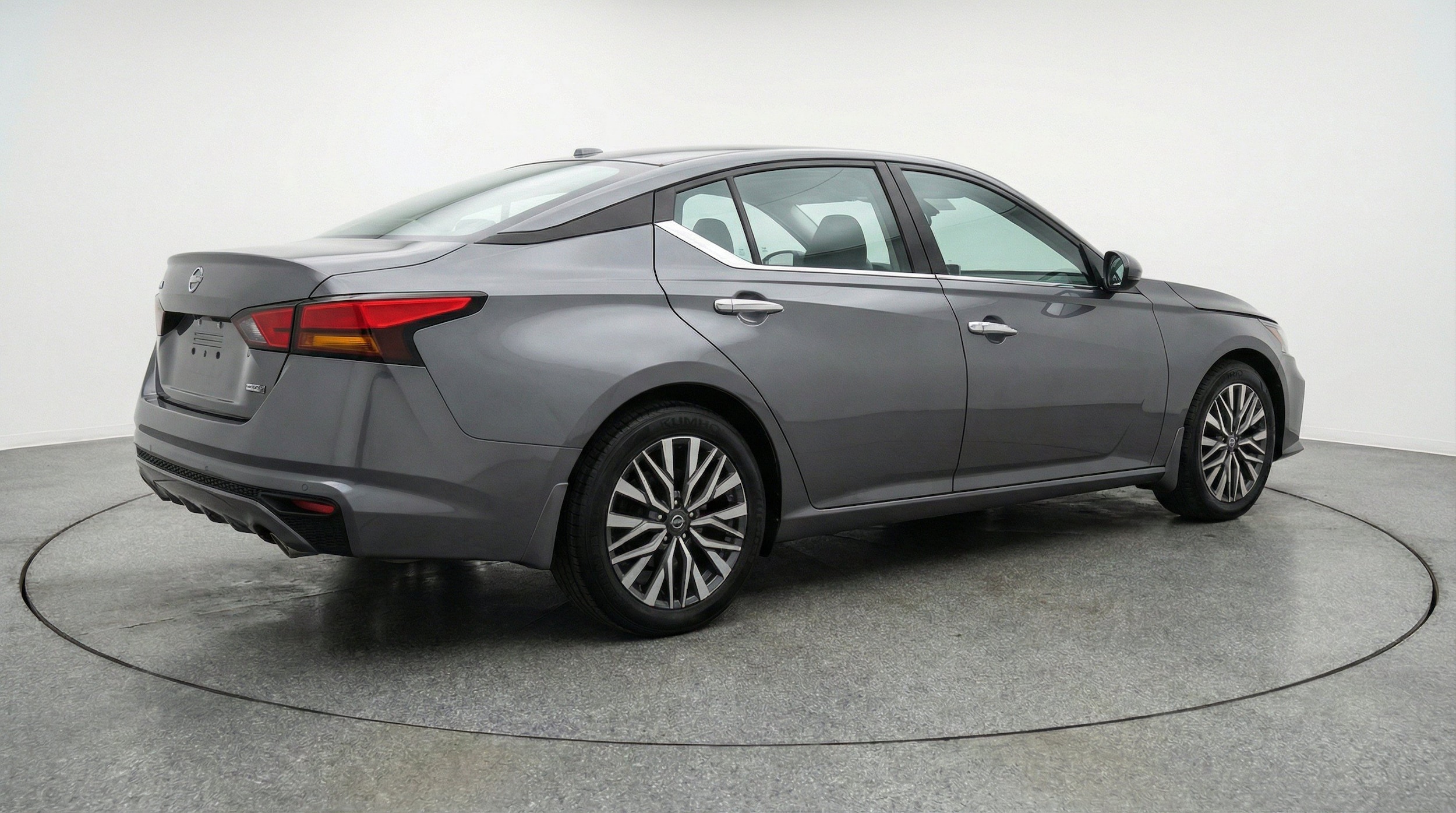 Thumbnail: 2025 Nissan Altima - 9