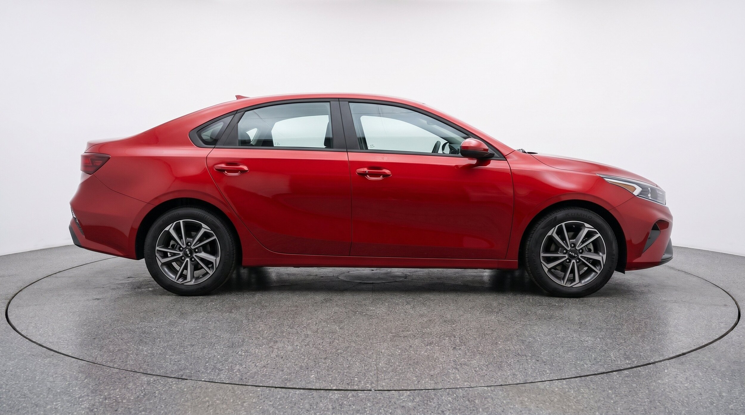 Thumbnail: 2024 Kia Forte - 11