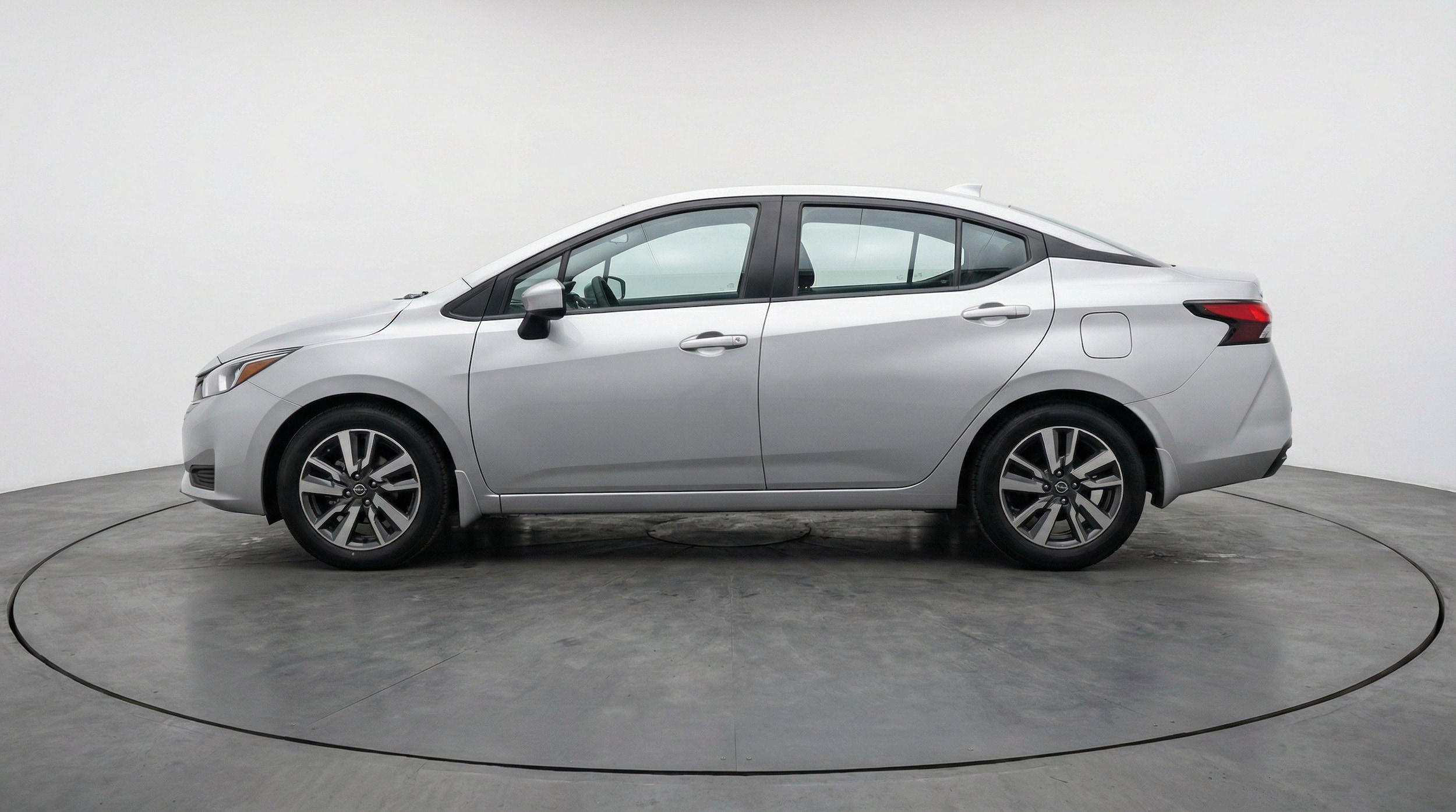 Thumbnail: 2025 Nissan Versa - 5