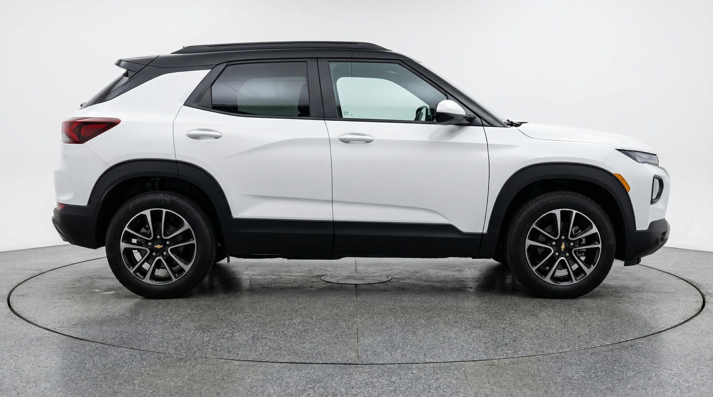 Thumbnail: 2025 Chevrolet TrailBlazer - 8