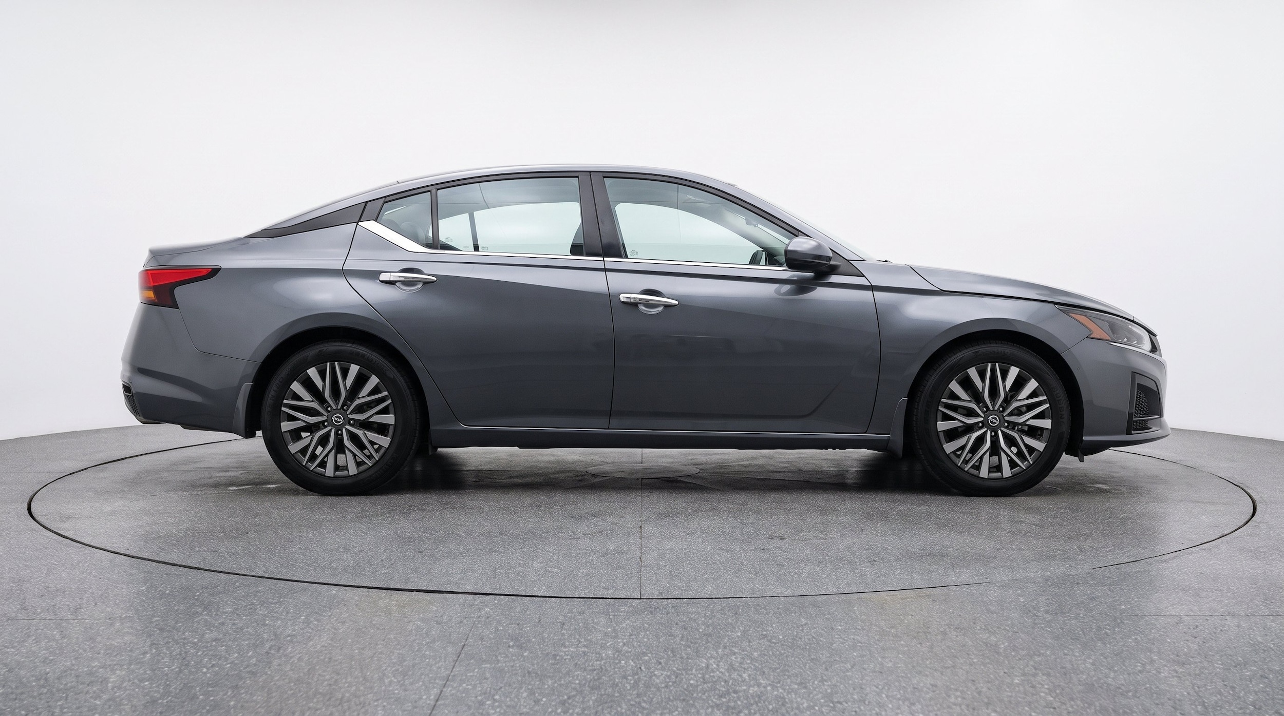 Thumbnail: 2025 Nissan Altima - 10