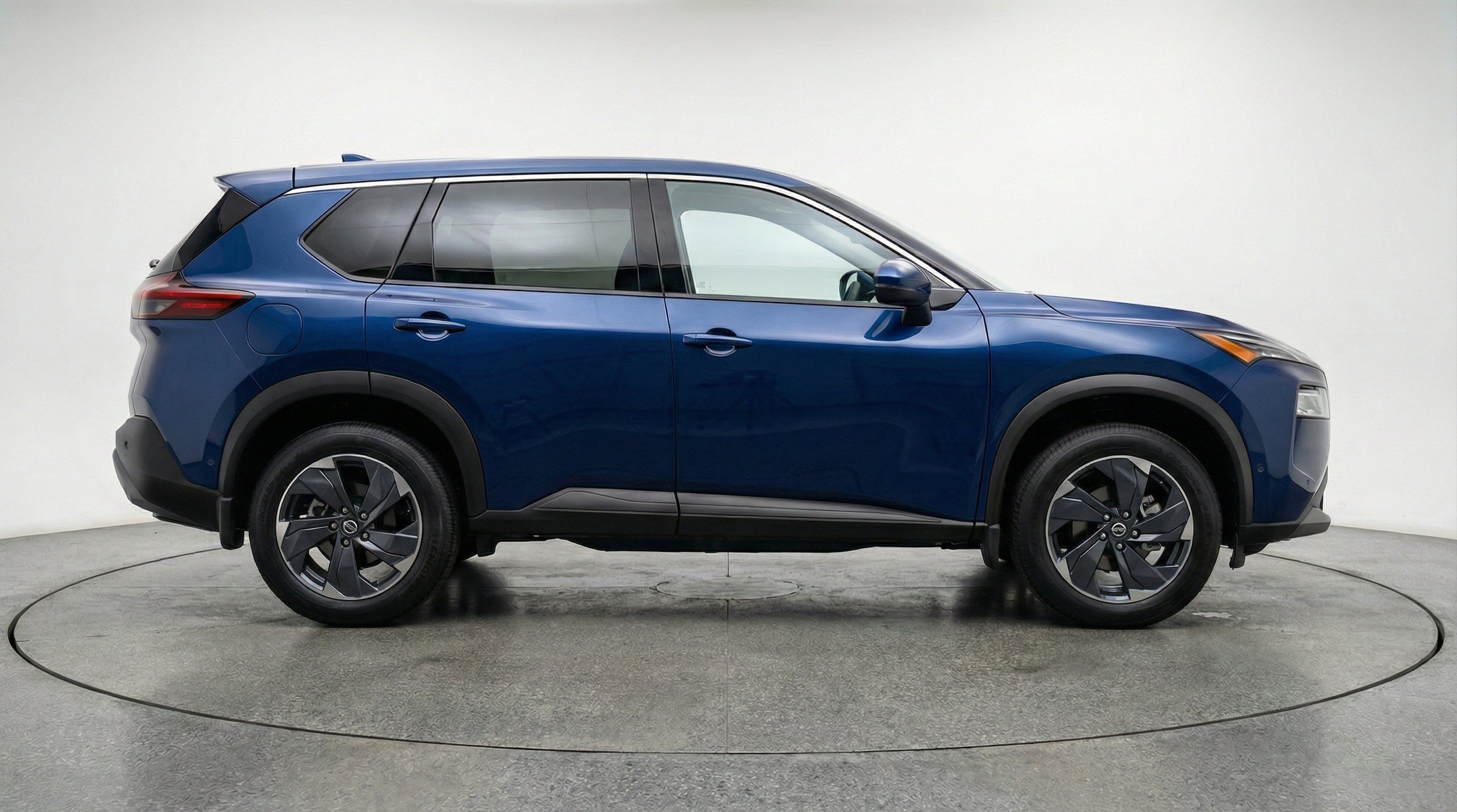 Thumbnail: 2025 Nissan Rogue - 10