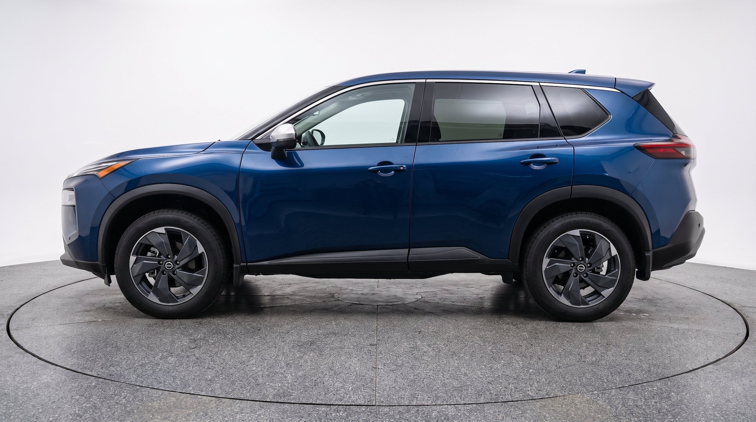 Thumbnail: 2025 Nissan Rogue - 5