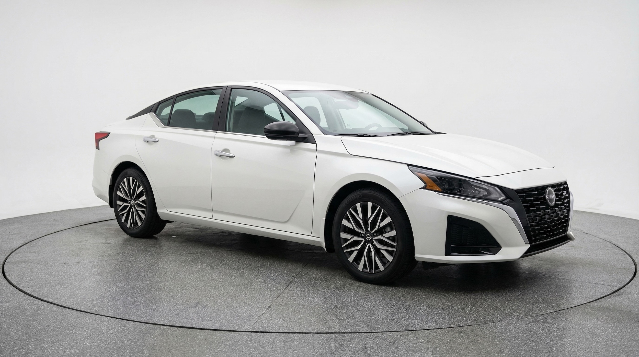 Thumbnail: 2025 Nissan Altima - 1