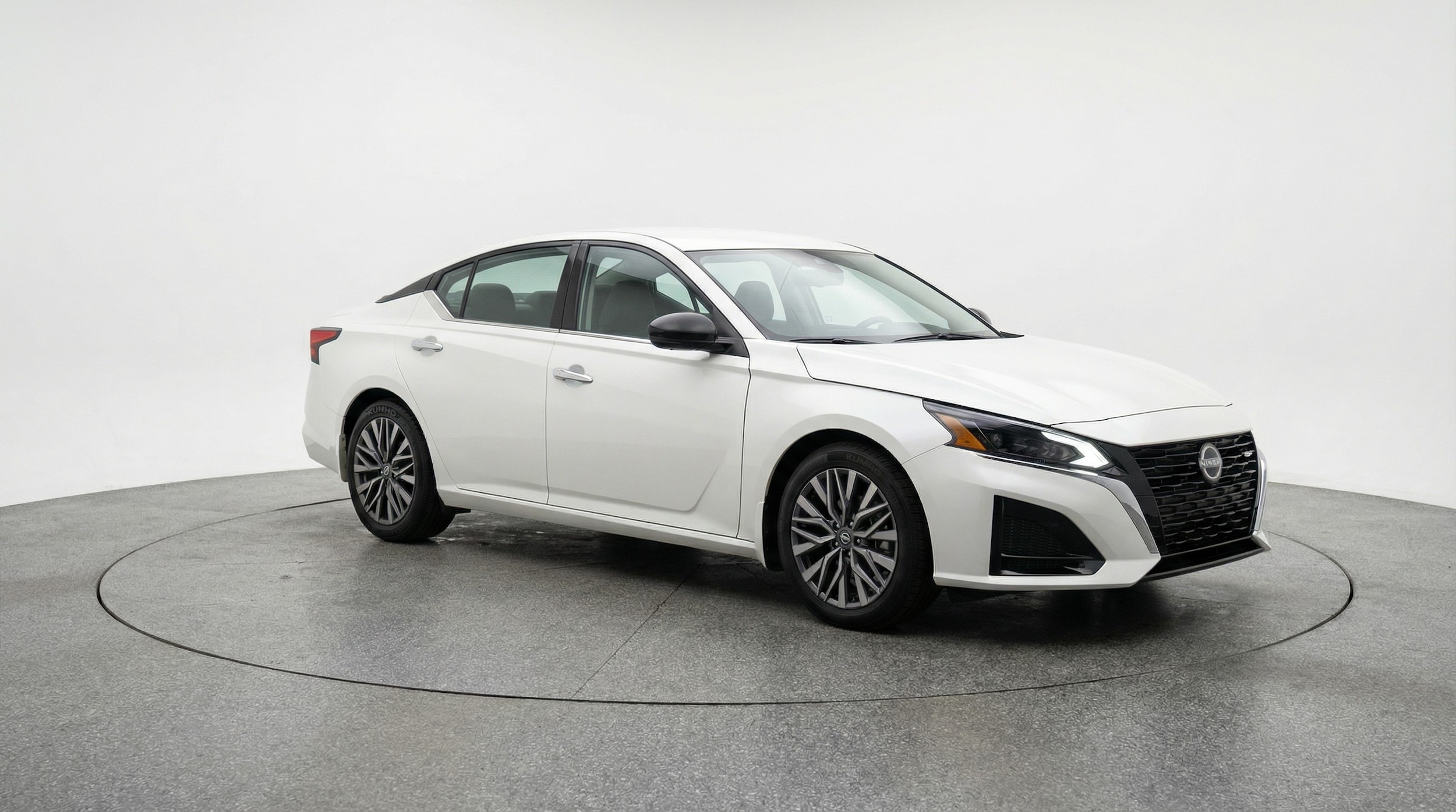 Thumbnail: 2025 Nissan Altima - 1