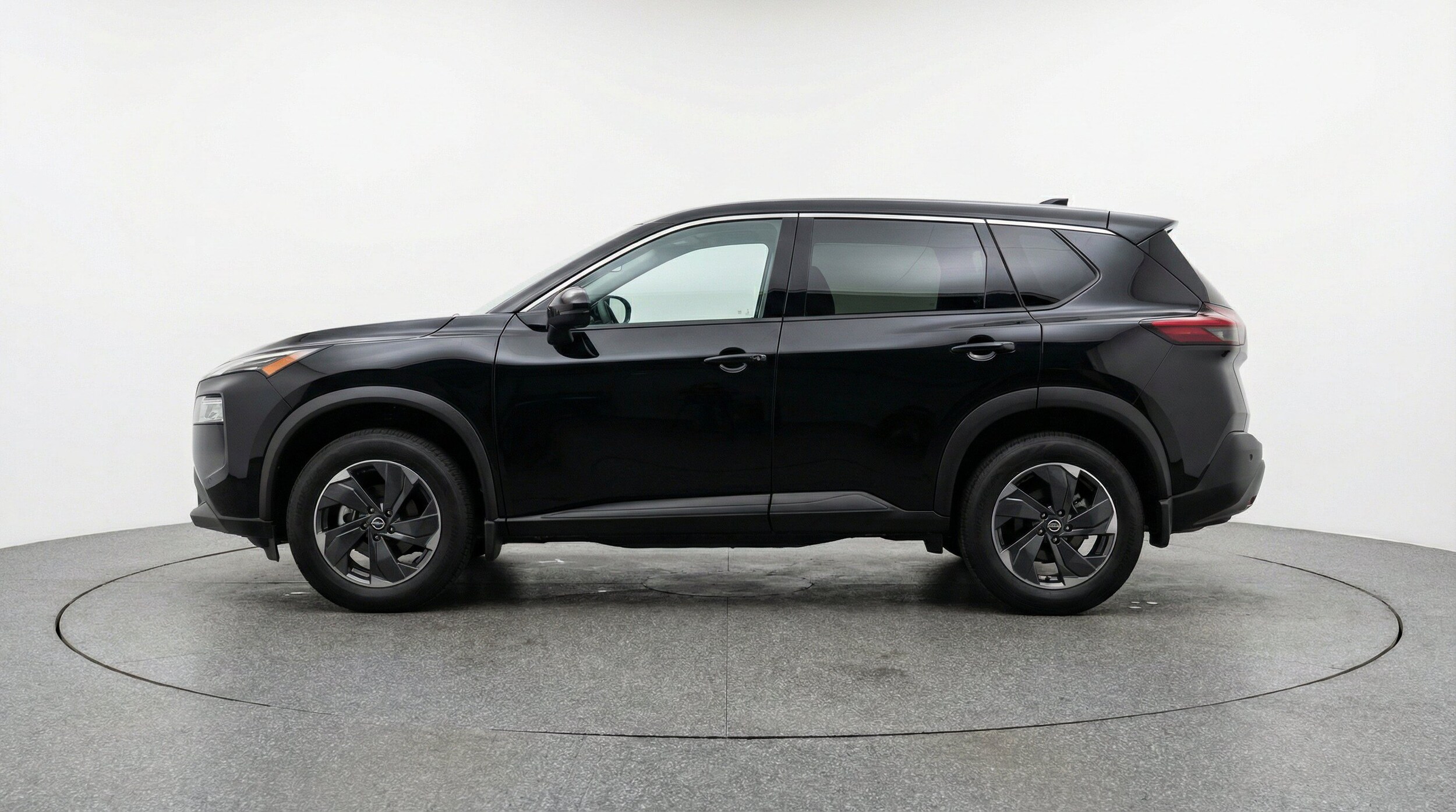 Thumbnail: 2025 Nissan Rogue - 5