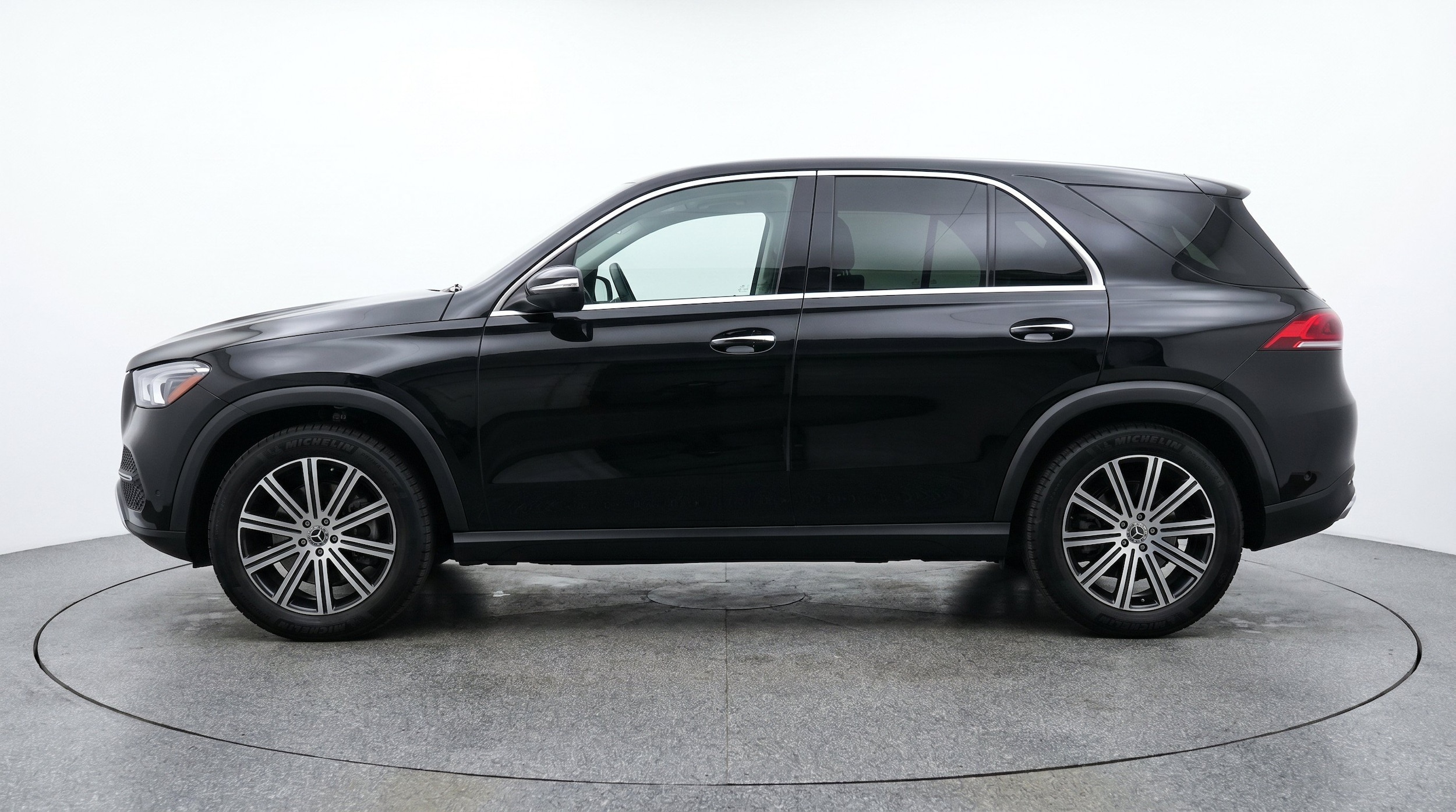 Thumbnail: 2026 Mercedes-Benz GLE - 5
