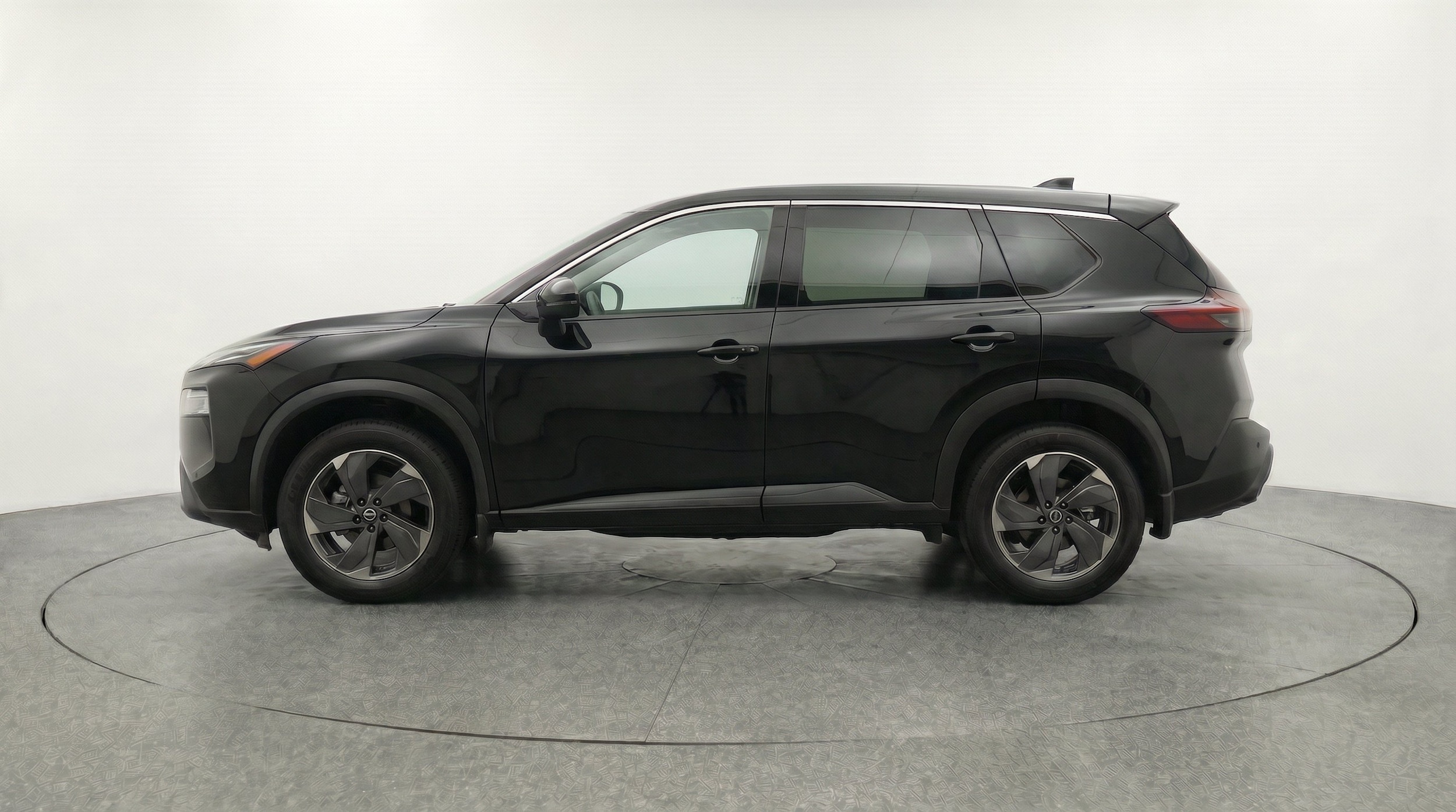 Thumbnail: 2025 Nissan Rogue - 5