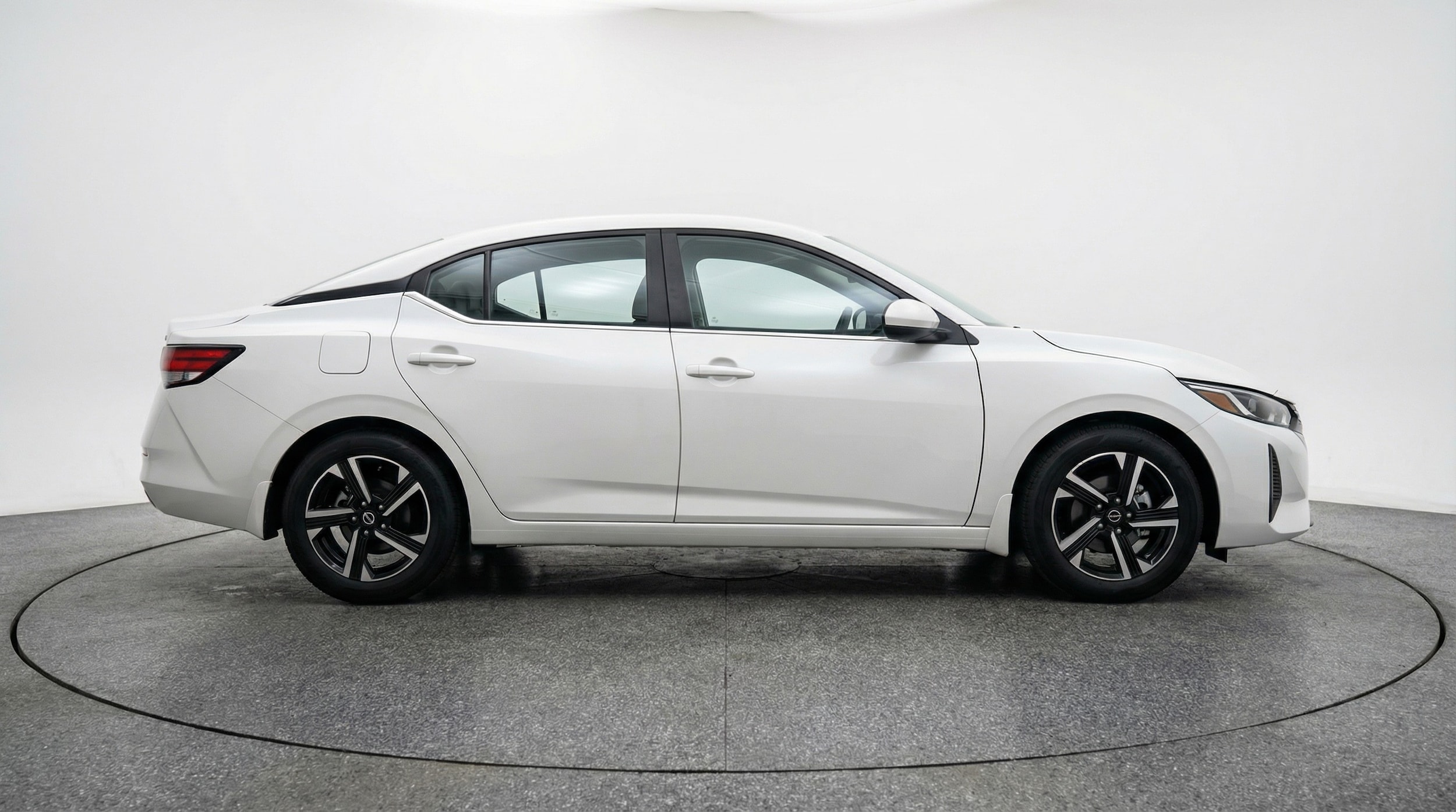 Thumbnail: 2025 Nissan Sentra - 8