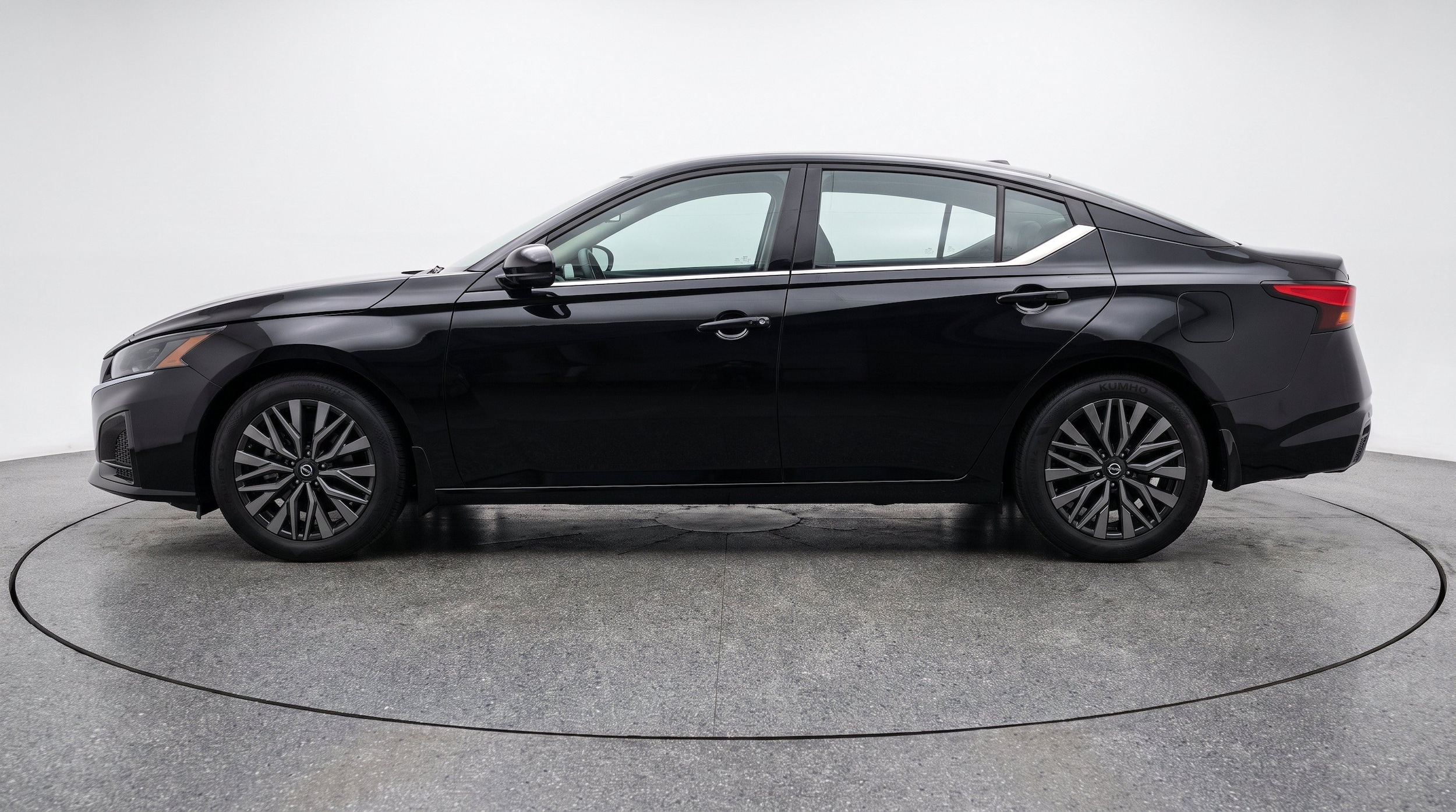Thumbnail: 2026 Nissan Altima - 5