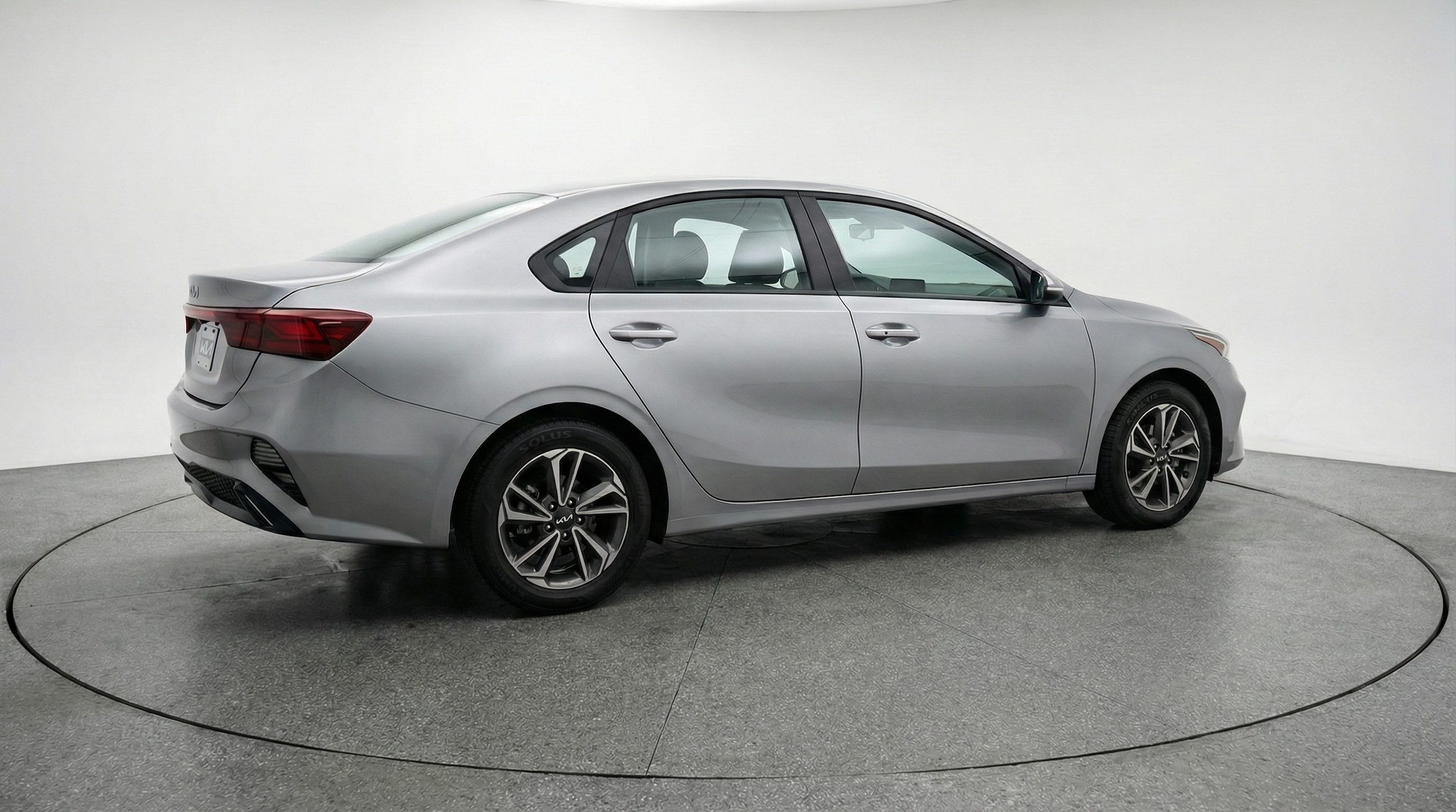 Thumbnail: 2024 Kia Forte - 7