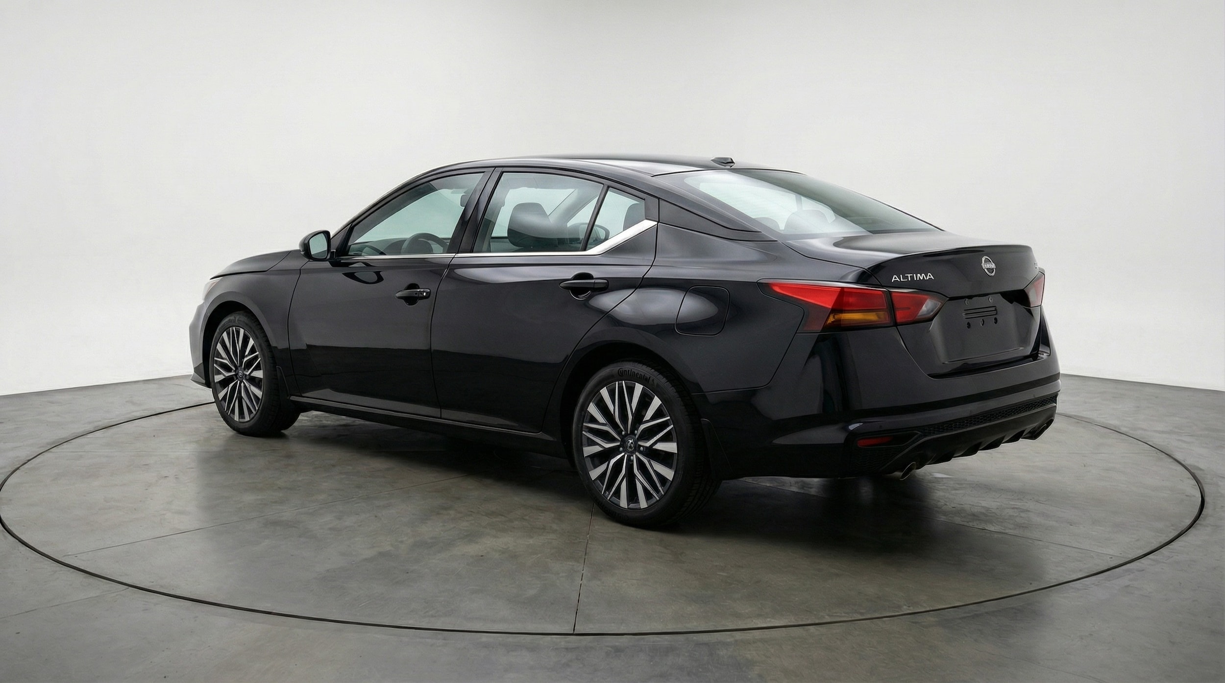Thumbnail: 2025 Nissan Altima - 5