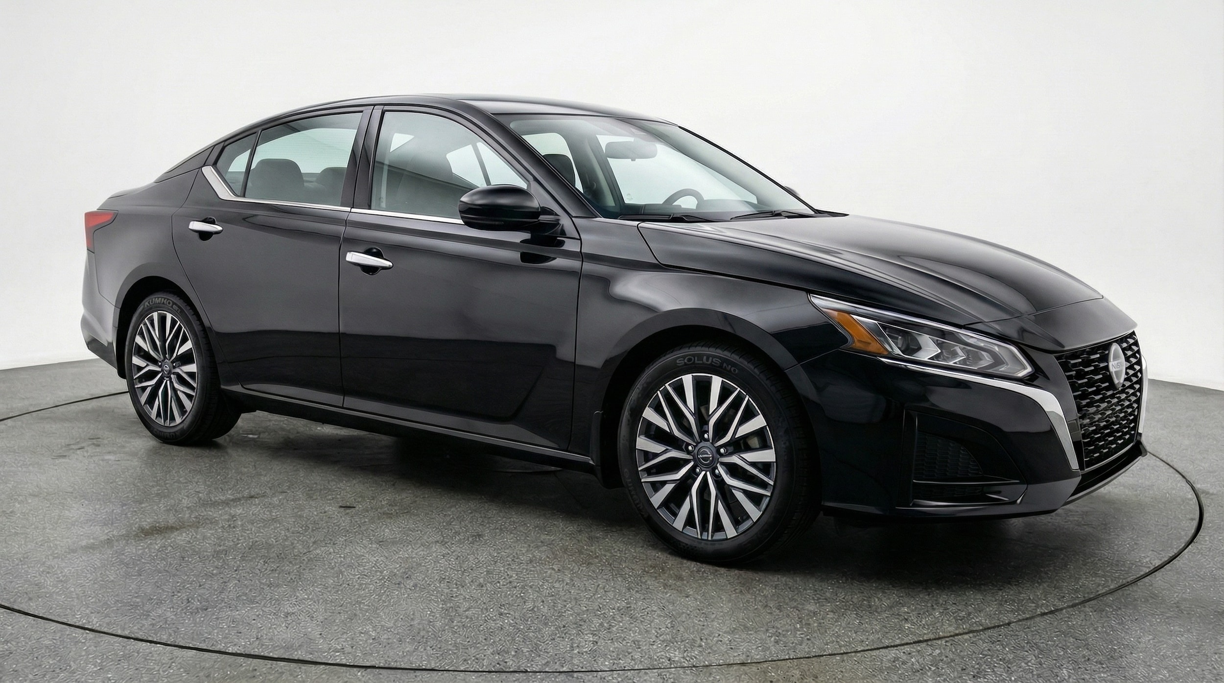 Thumbnail: 2025 Nissan Altima - 1
