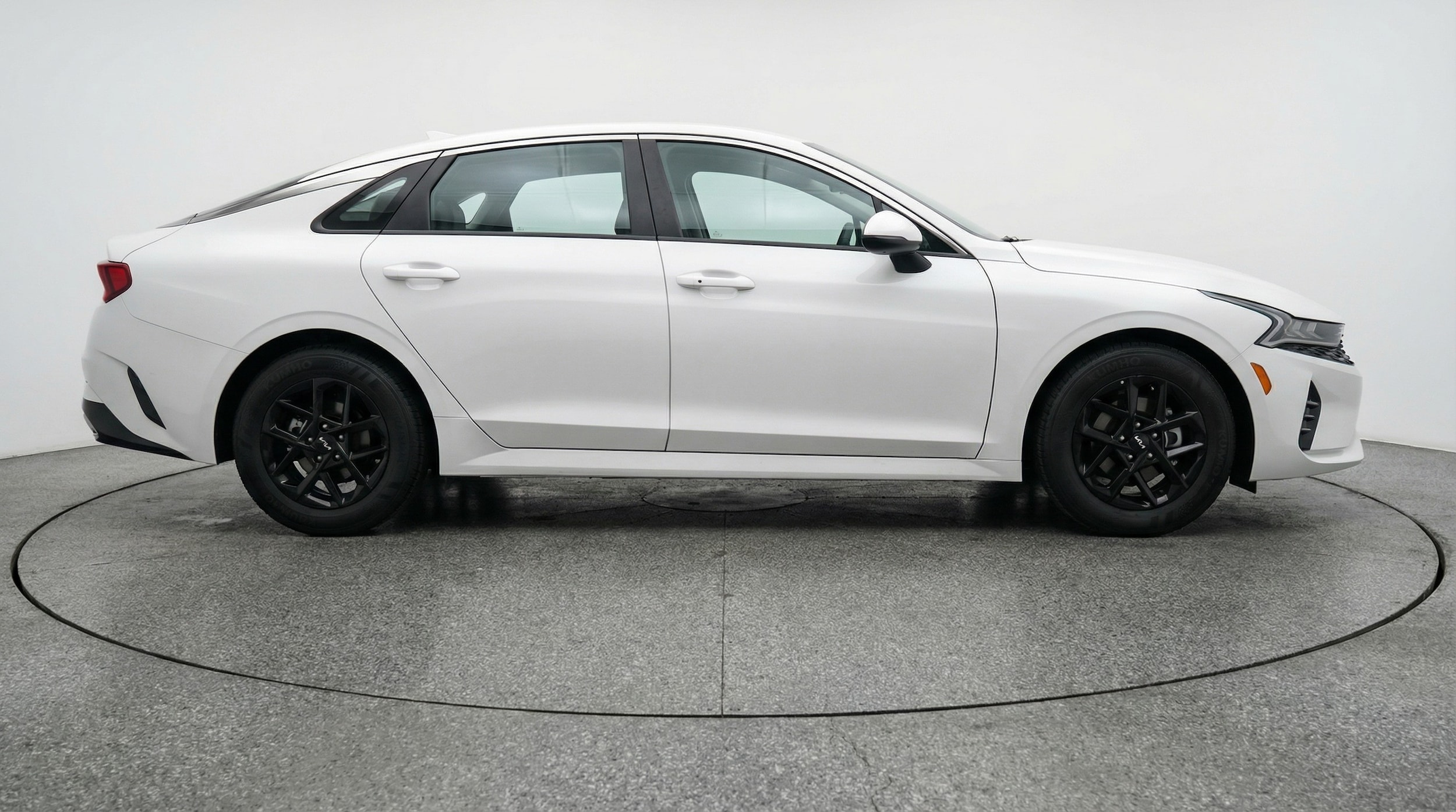 Thumbnail: 2025 Kia K5 - 8
