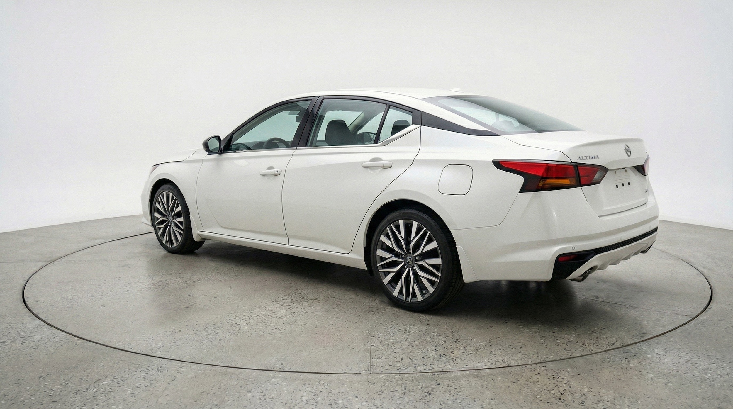 Thumbnail: 2025 Nissan Altima - 6