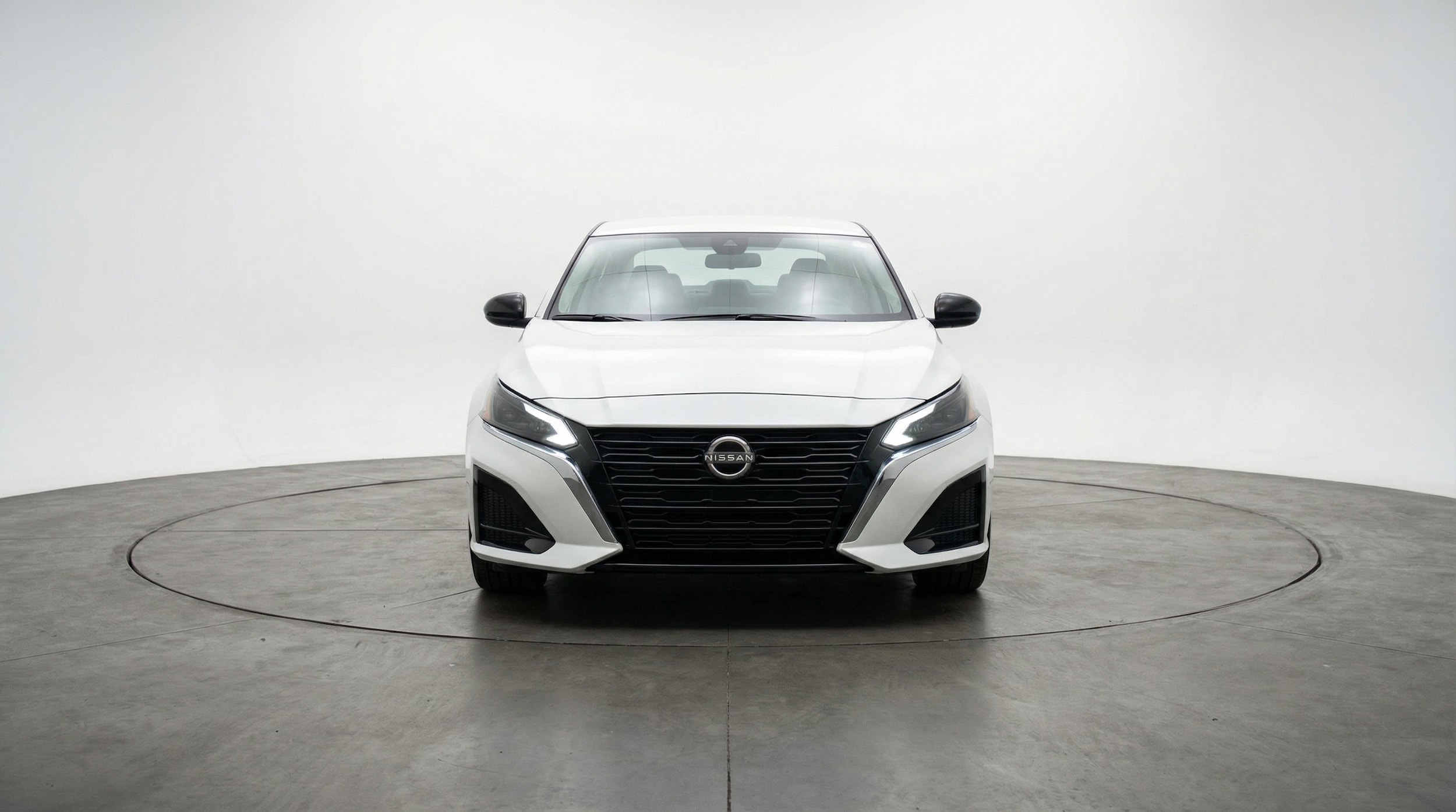 Thumbnail: 2025 Nissan Altima - 2