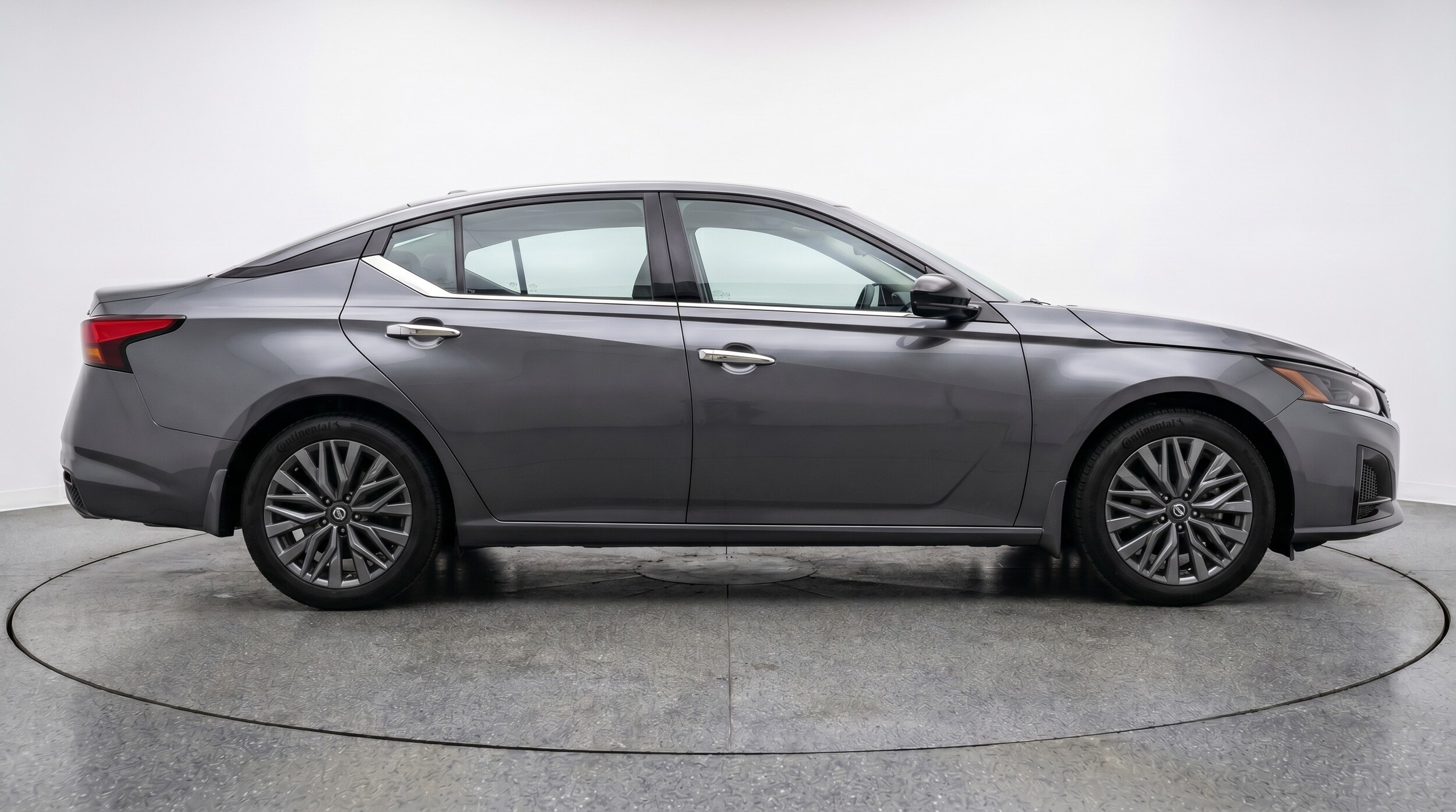 Thumbnail: 2025 Nissan Altima - 8