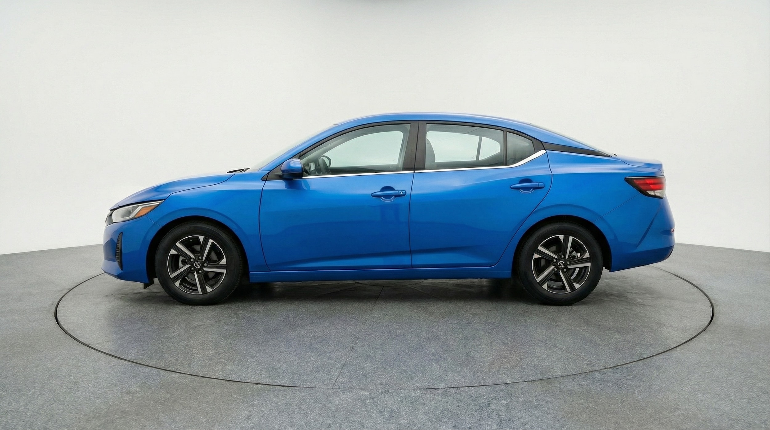 Thumbnail: 2025 Nissan Sentra - 4