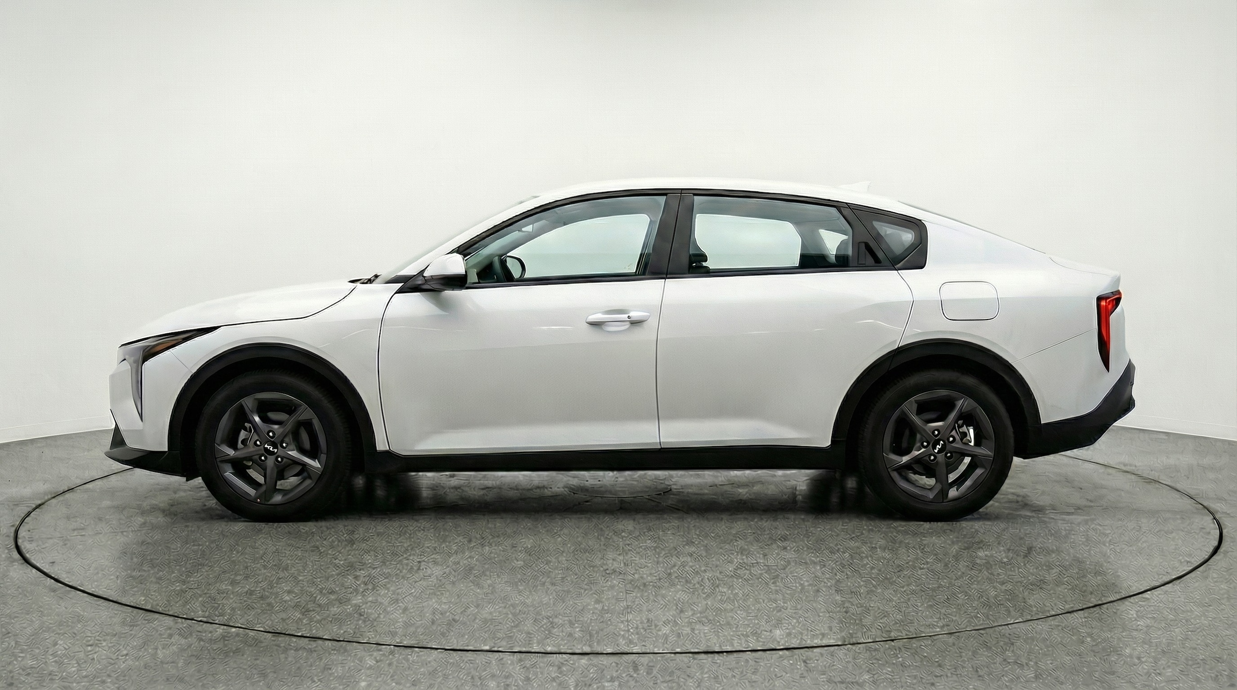 Thumbnail: 2025 Kia K4 - 4