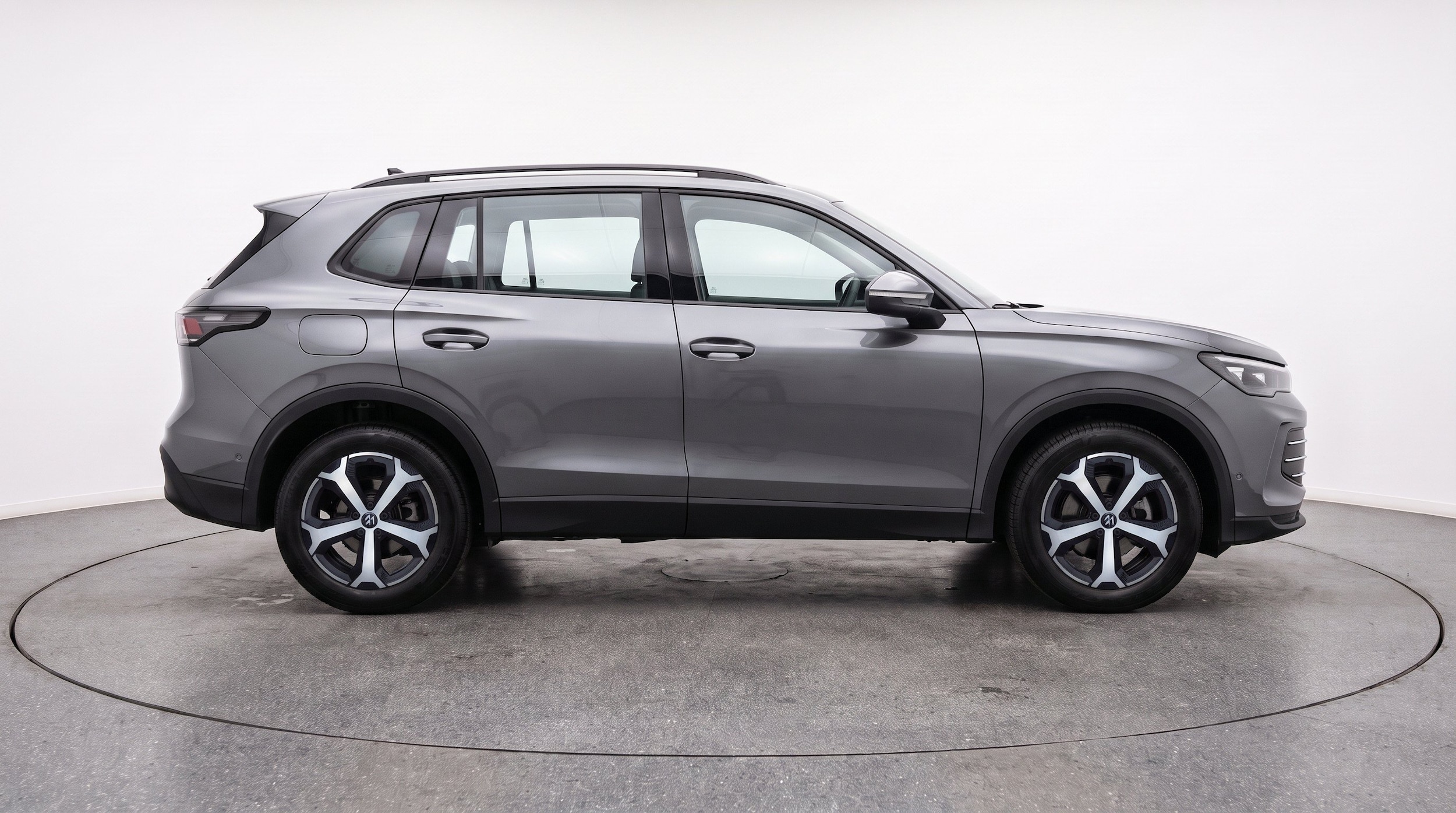 Thumbnail: 2026 Volkswagen Tiguan - 10