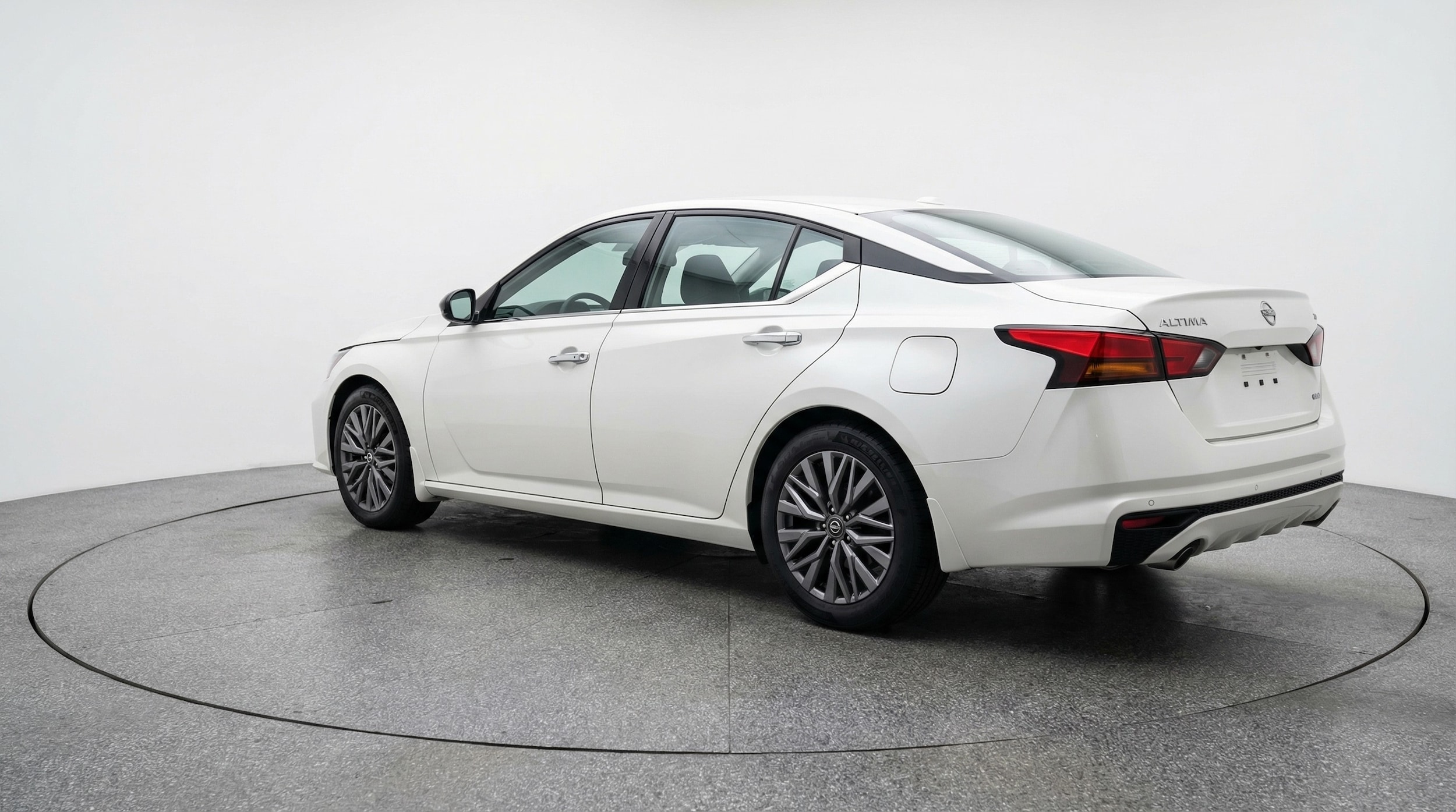 Thumbnail: 2025 Nissan Altima - 5