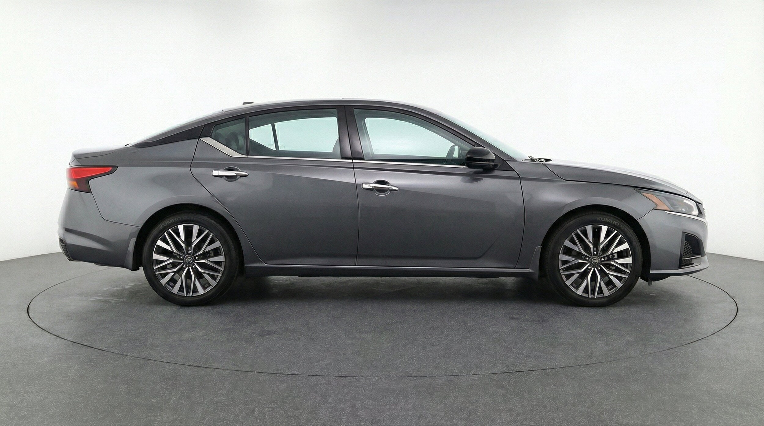 Thumbnail: 2025 Nissan Altima - 11
