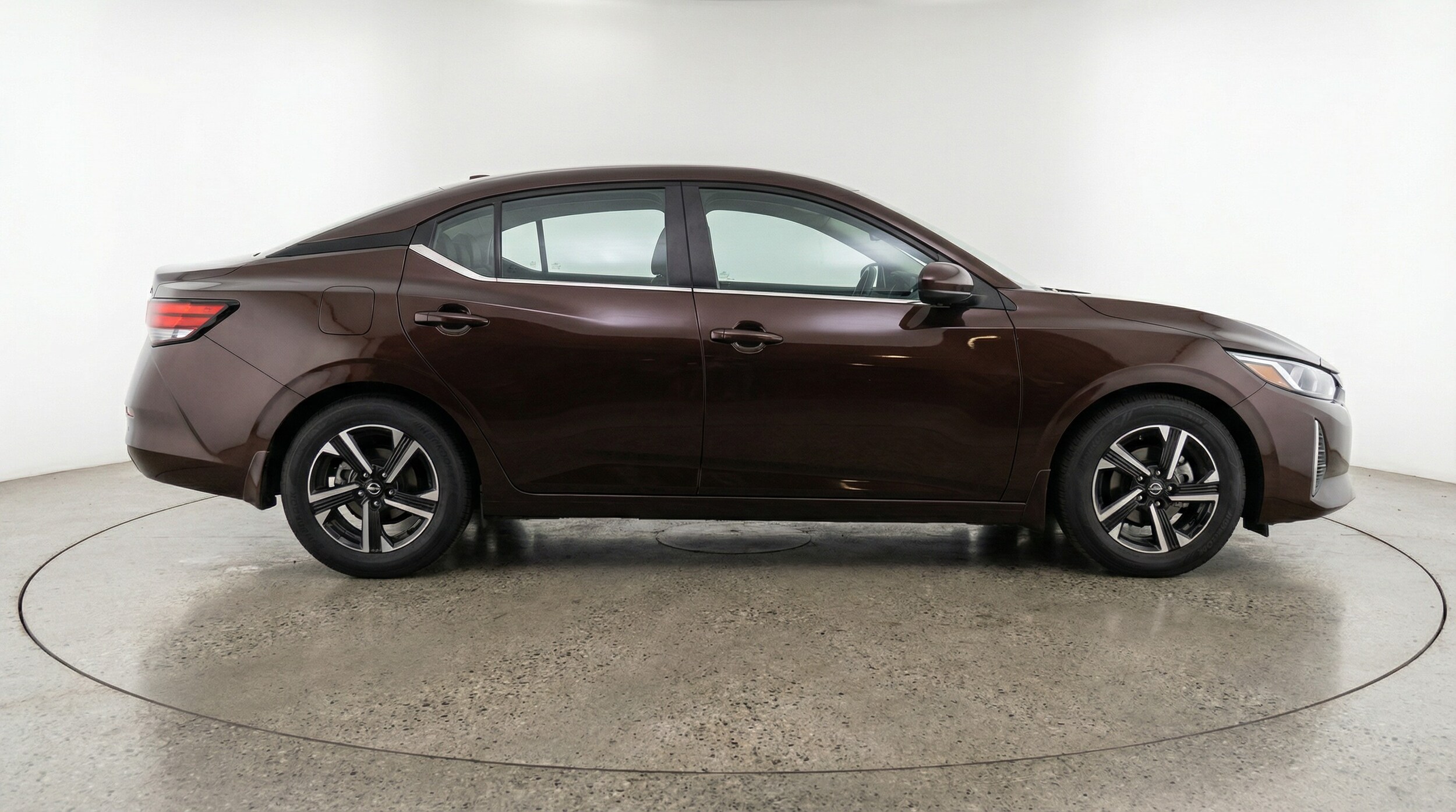 Thumbnail: 2025 Nissan Sentra - 8