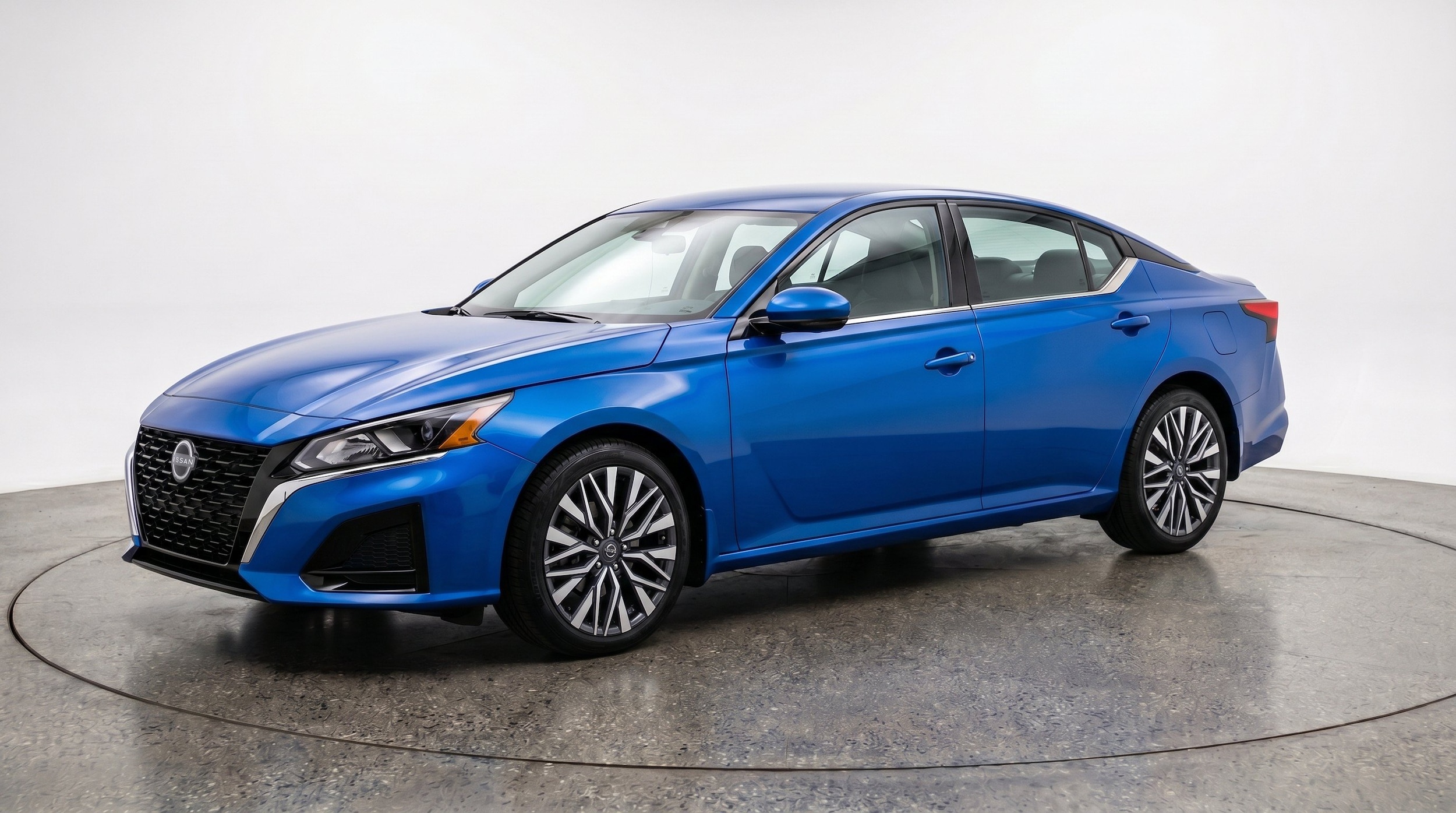 Thumbnail: 2025 Nissan Altima - 3
