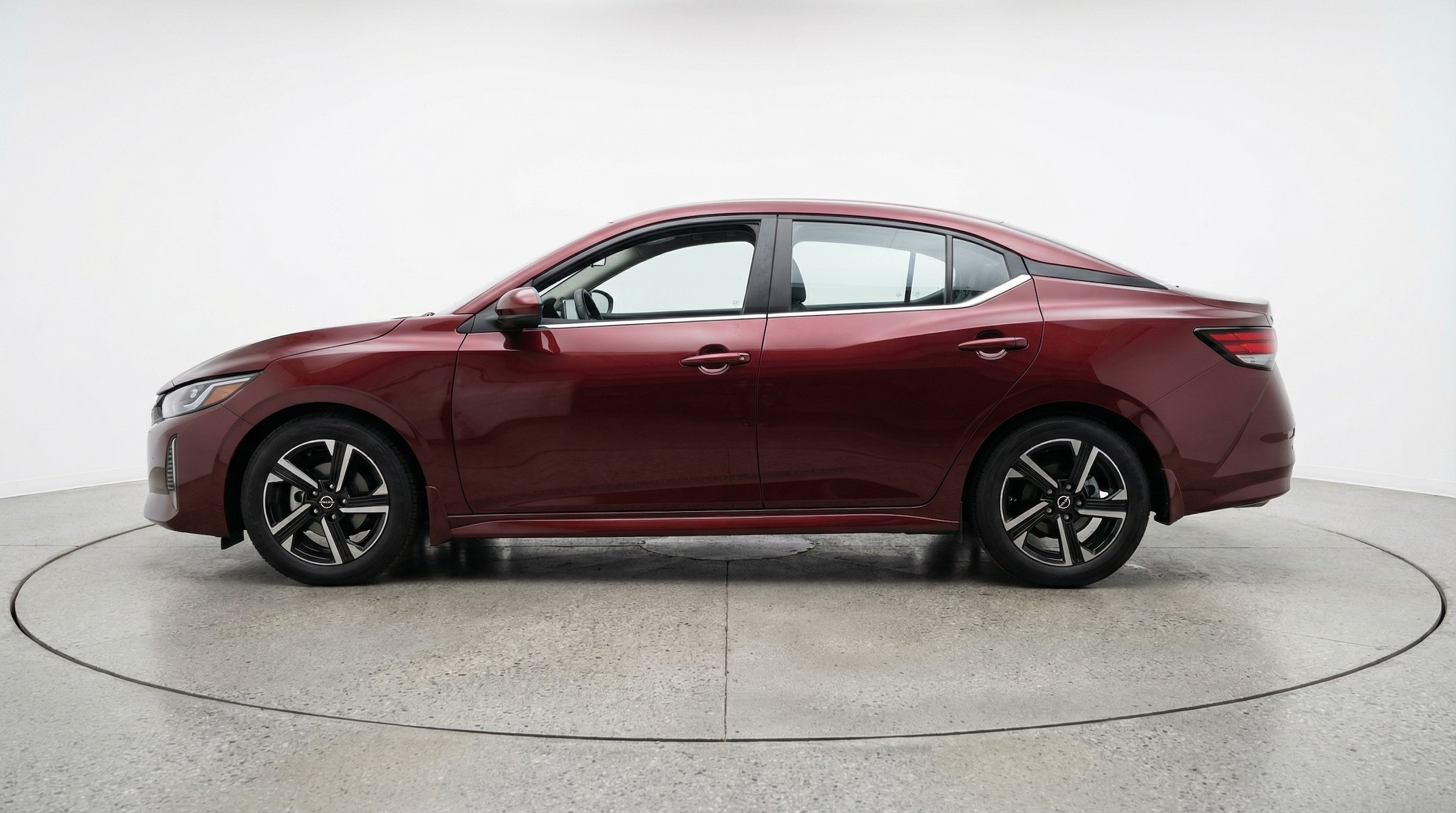 Thumbnail: 2025 Nissan Sentra - 4