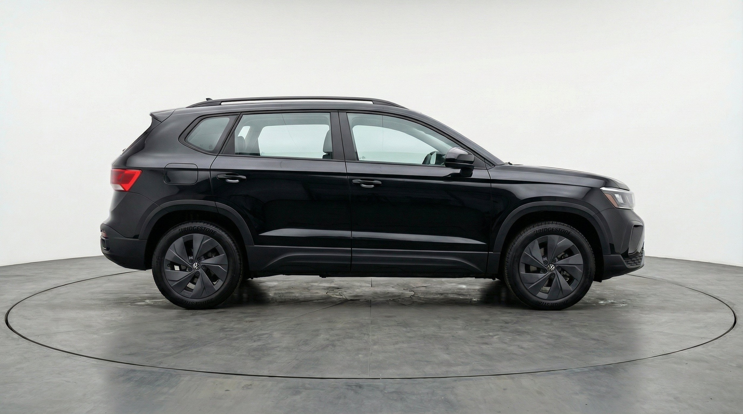 Thumbnail: 2026 Volkswagen Taos - 11