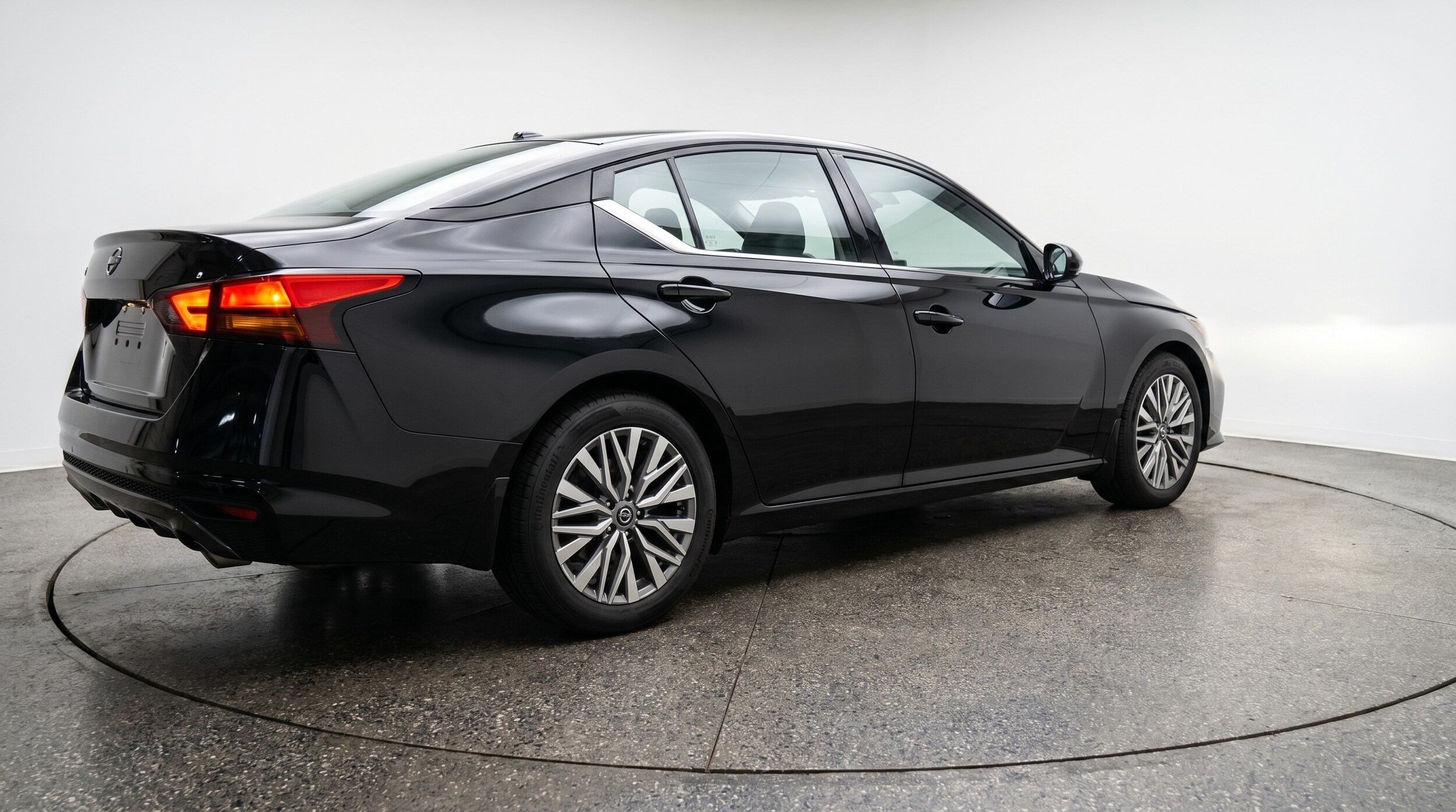 Thumbnail: 2025 Nissan Altima - 7