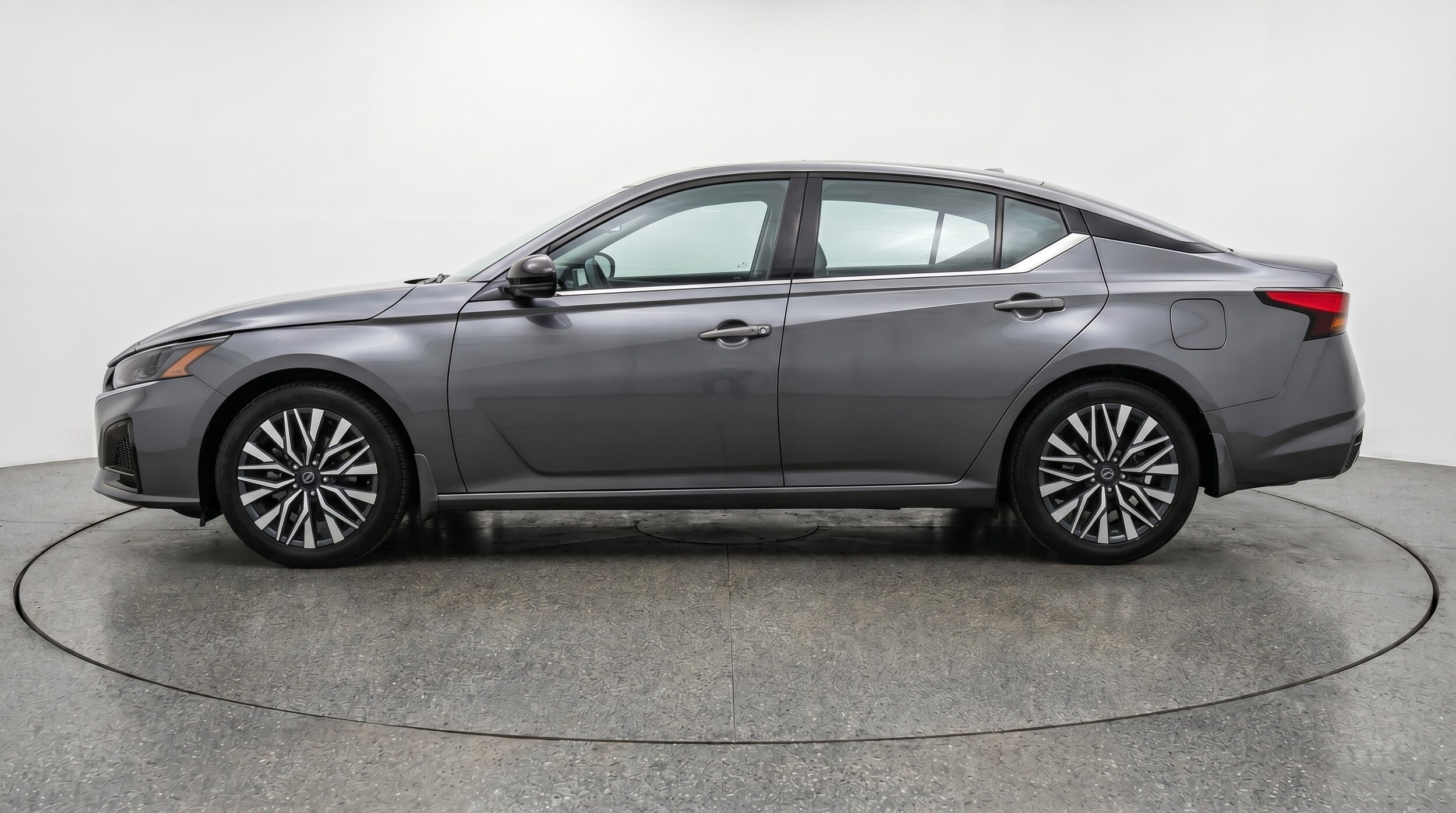 Thumbnail: 2025 Nissan Altima - 4