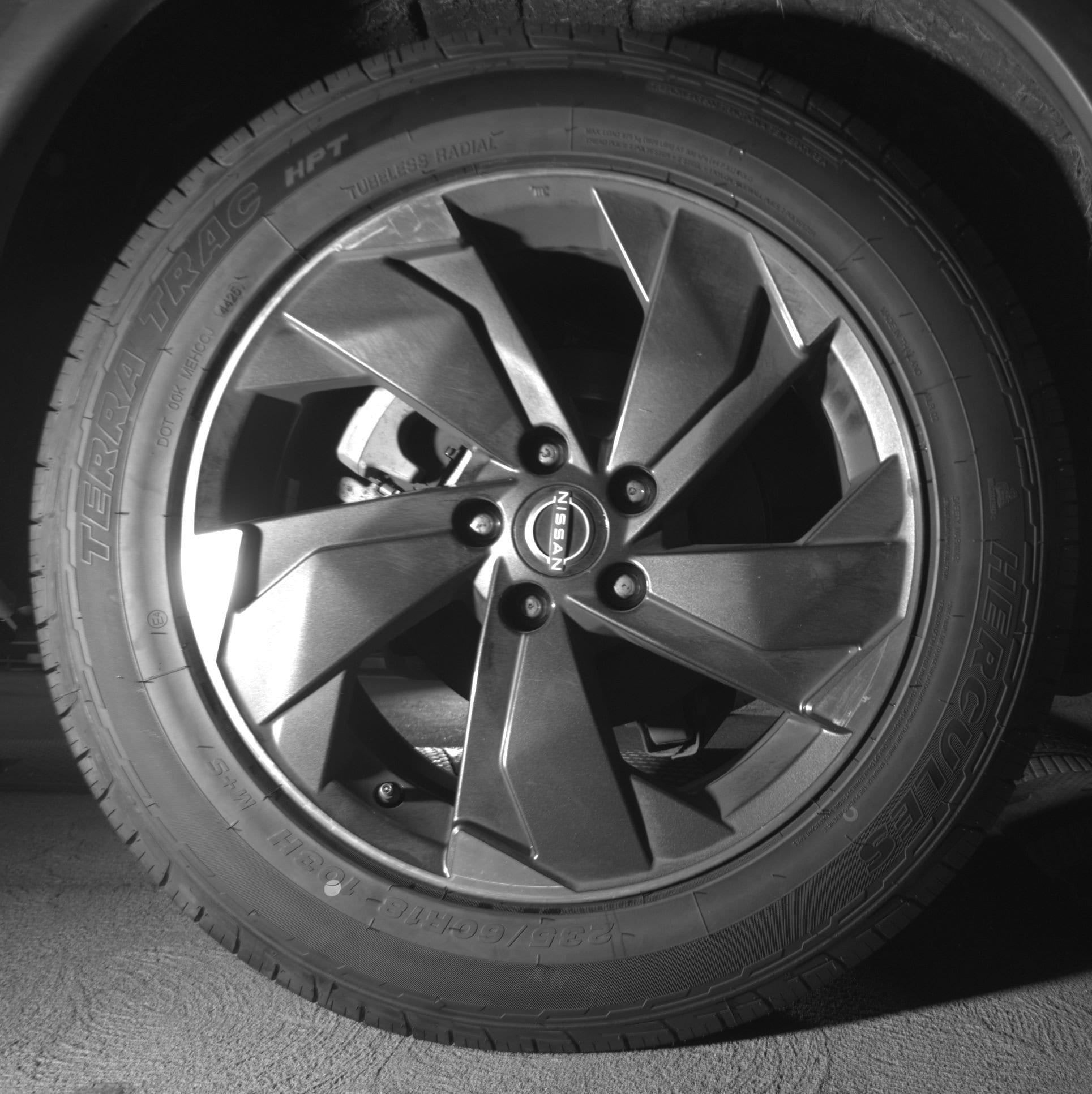 Thumbnail: 2025 Nissan Rogue - 15