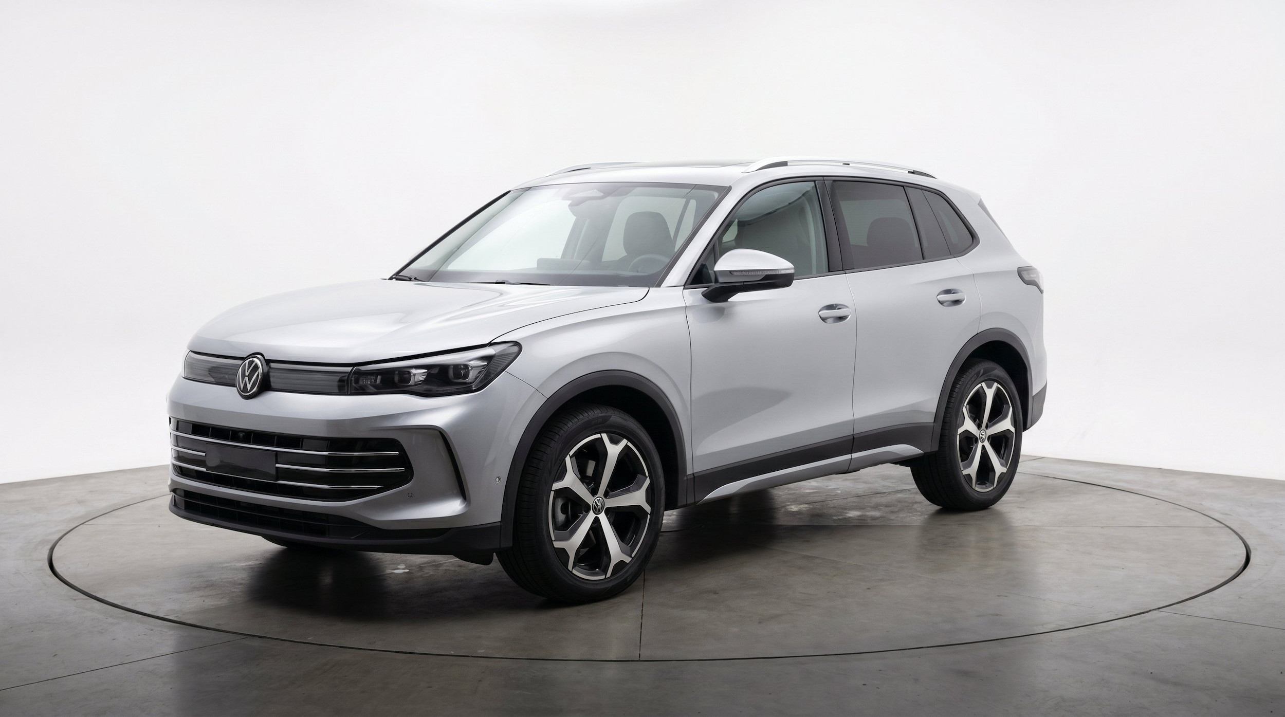 Thumbnail: 2026 Volkswagen Tiguan - 3