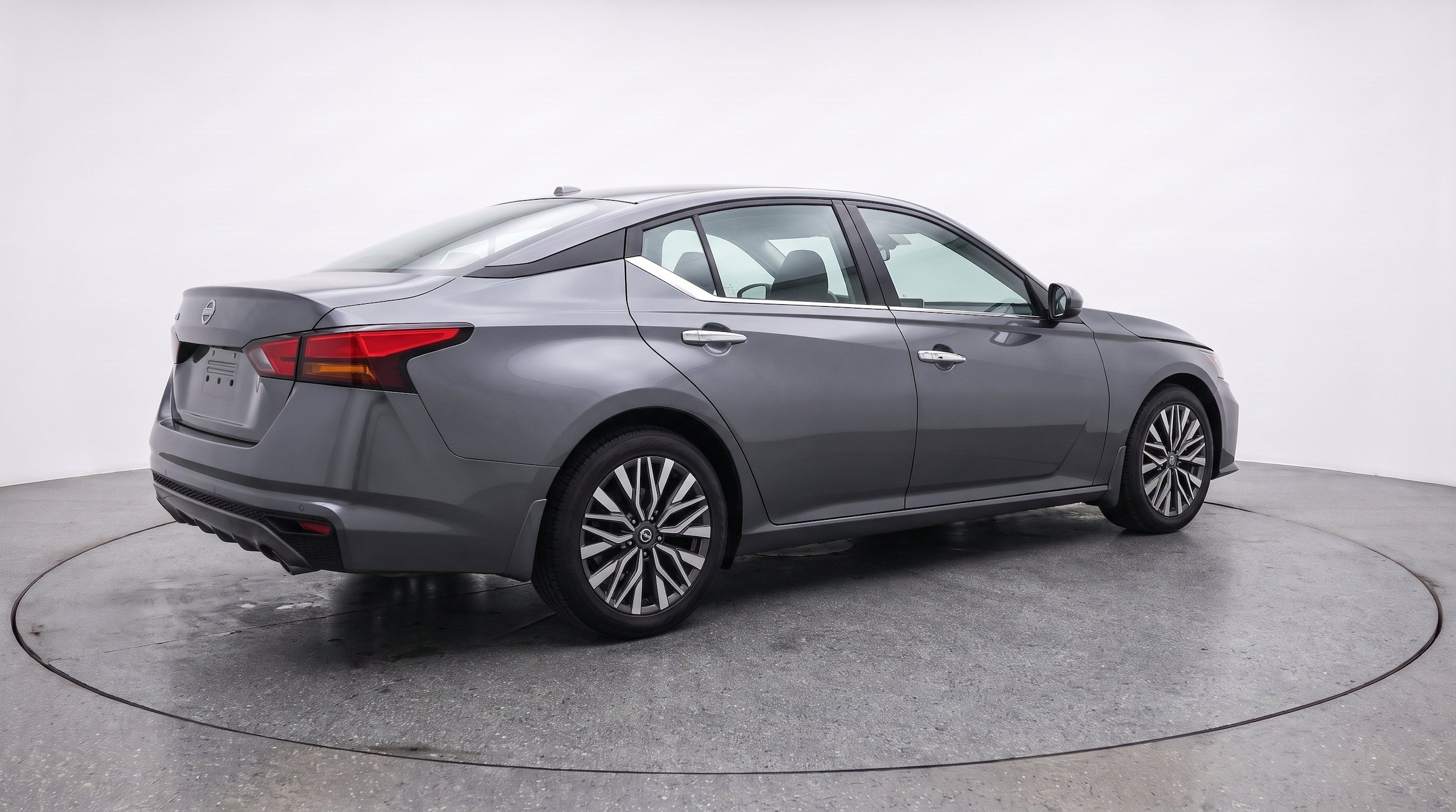 Thumbnail: 2025 Nissan Altima - 9