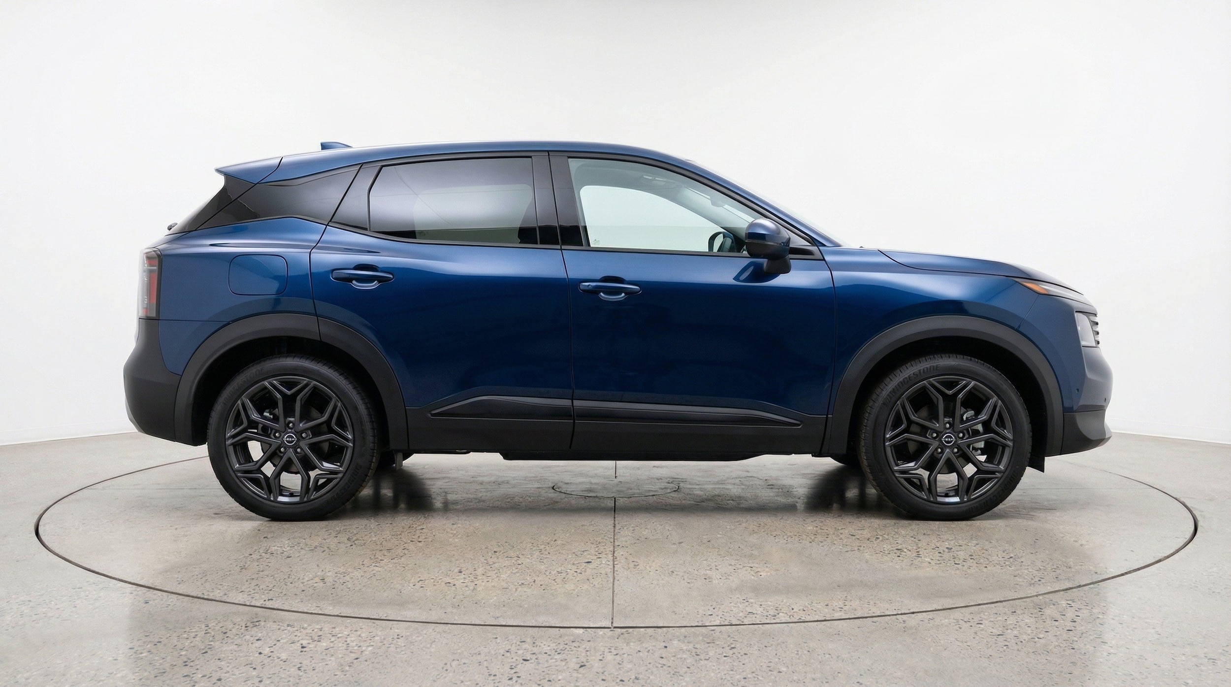 Thumbnail: 2026 Nissan Kicks - 11
