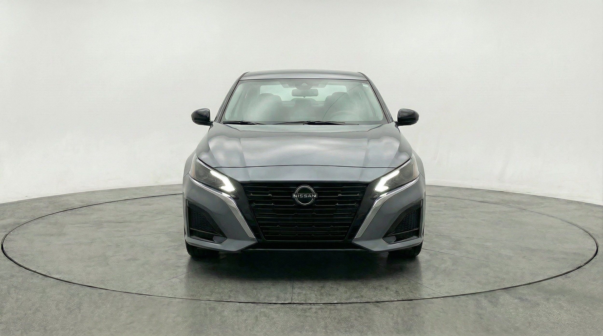 Thumbnail: 2025 Nissan Altima - 2