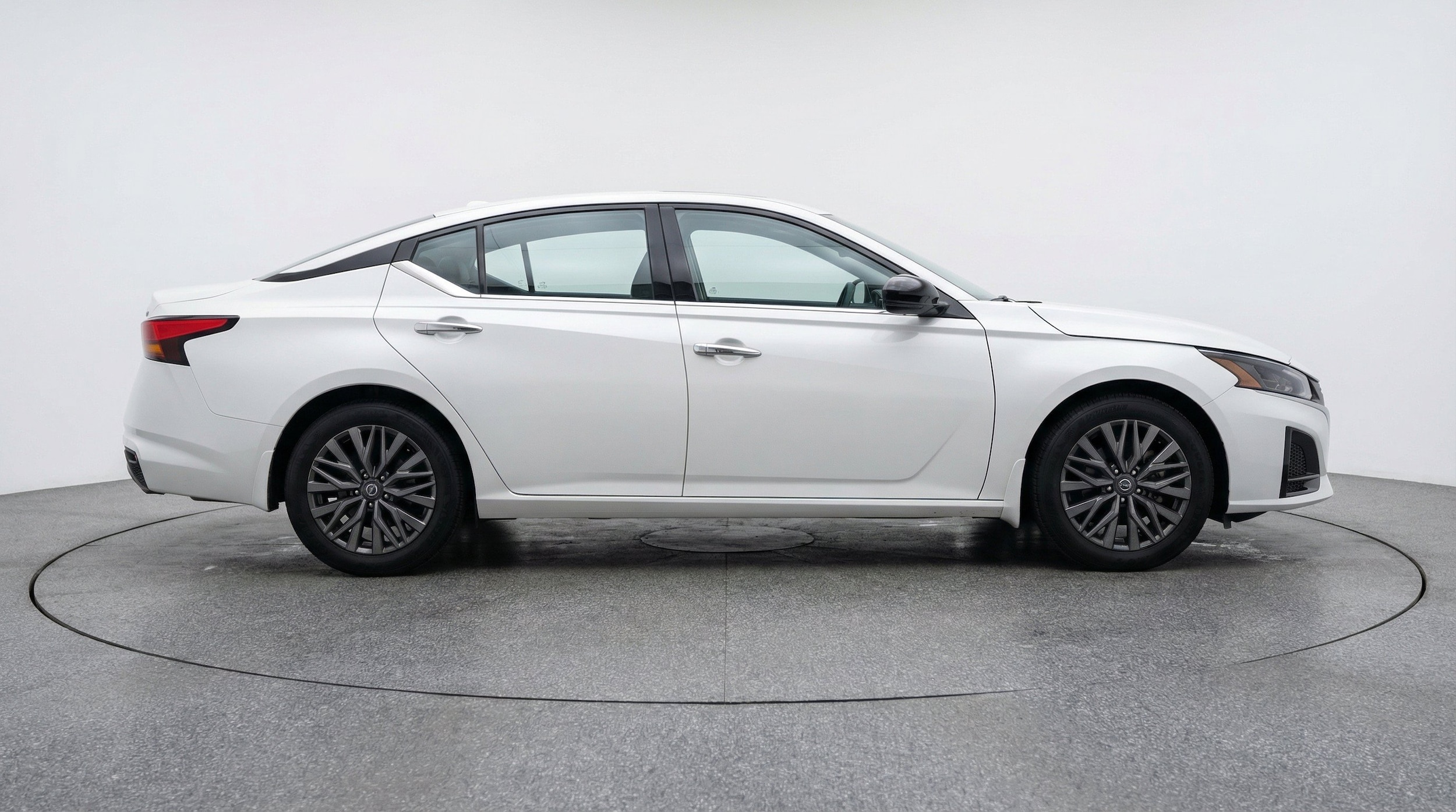 Thumbnail: 2025 Nissan Altima - 11