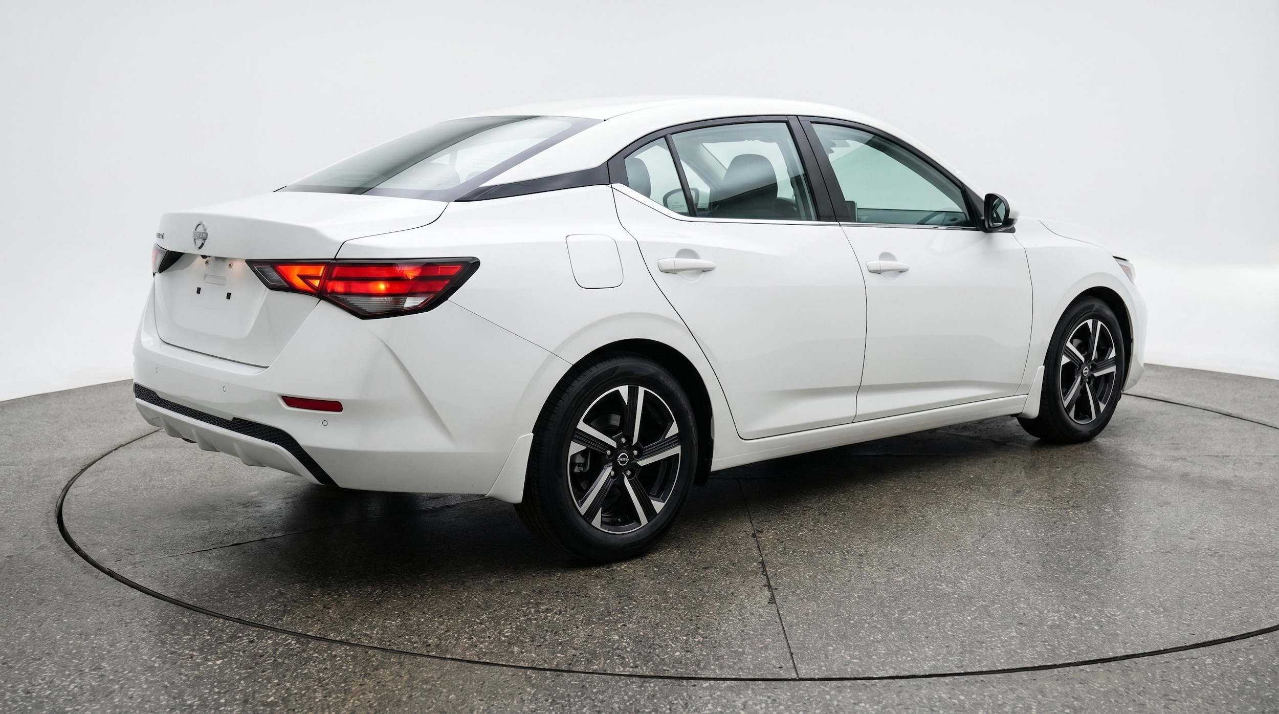 Thumbnail: 2025 Nissan Sentra - 9