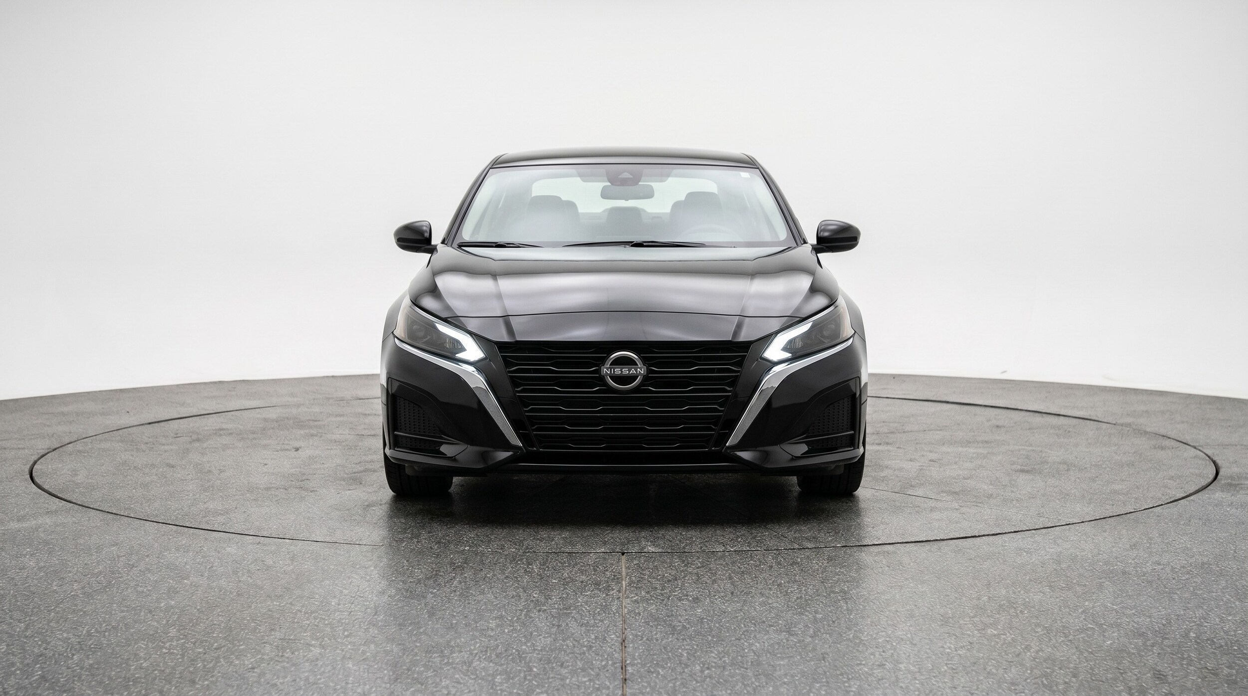 Thumbnail: 2025 Nissan Altima - 2