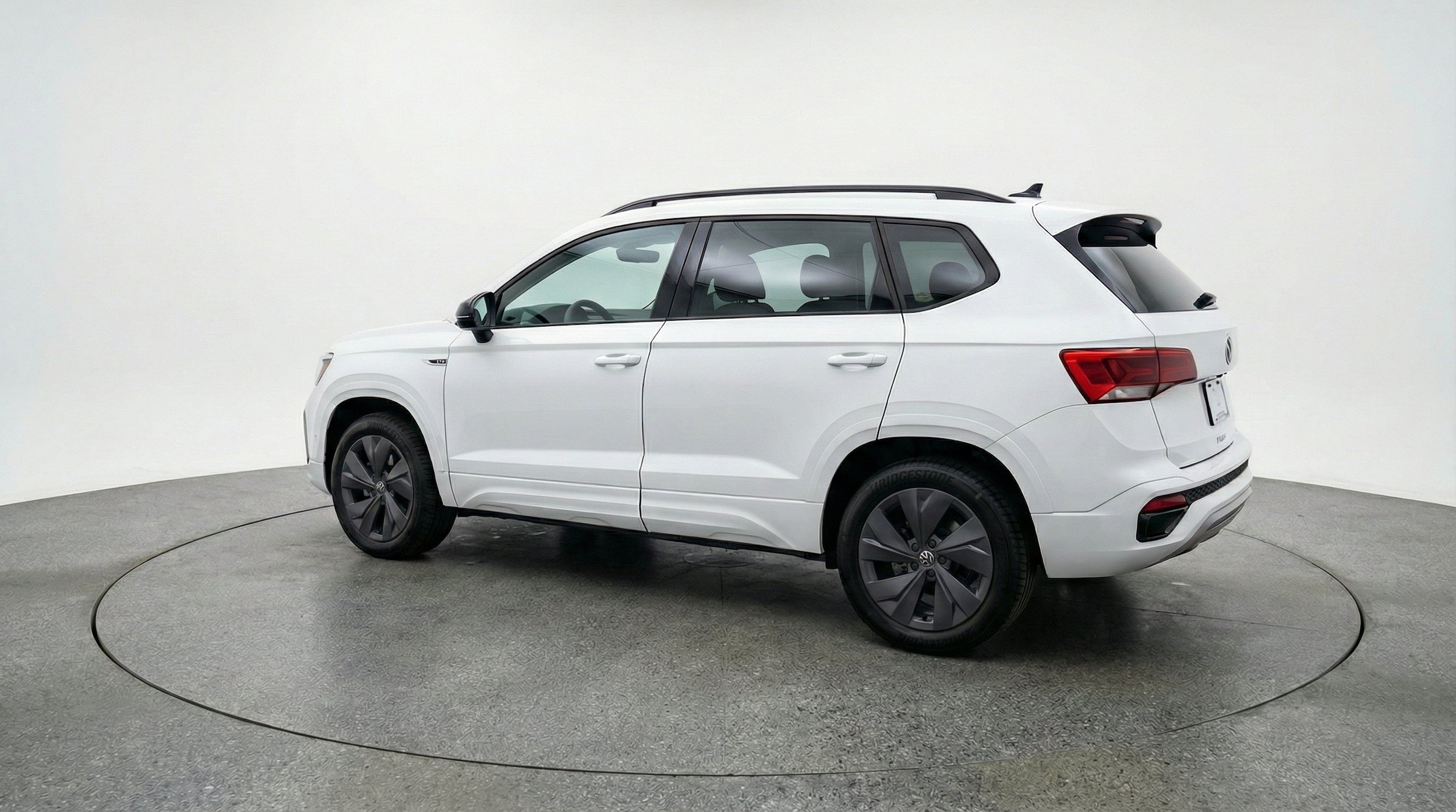 Thumbnail: 2026 Volkswagen Taos - 6