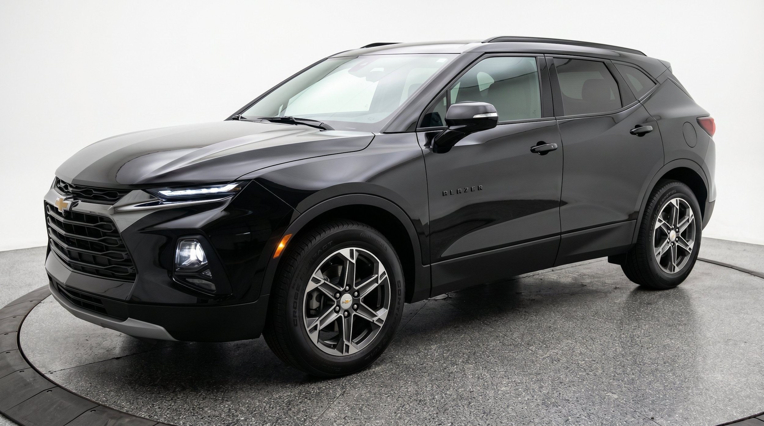 Thumbnail: 2026 Chevrolet Blazer - 3